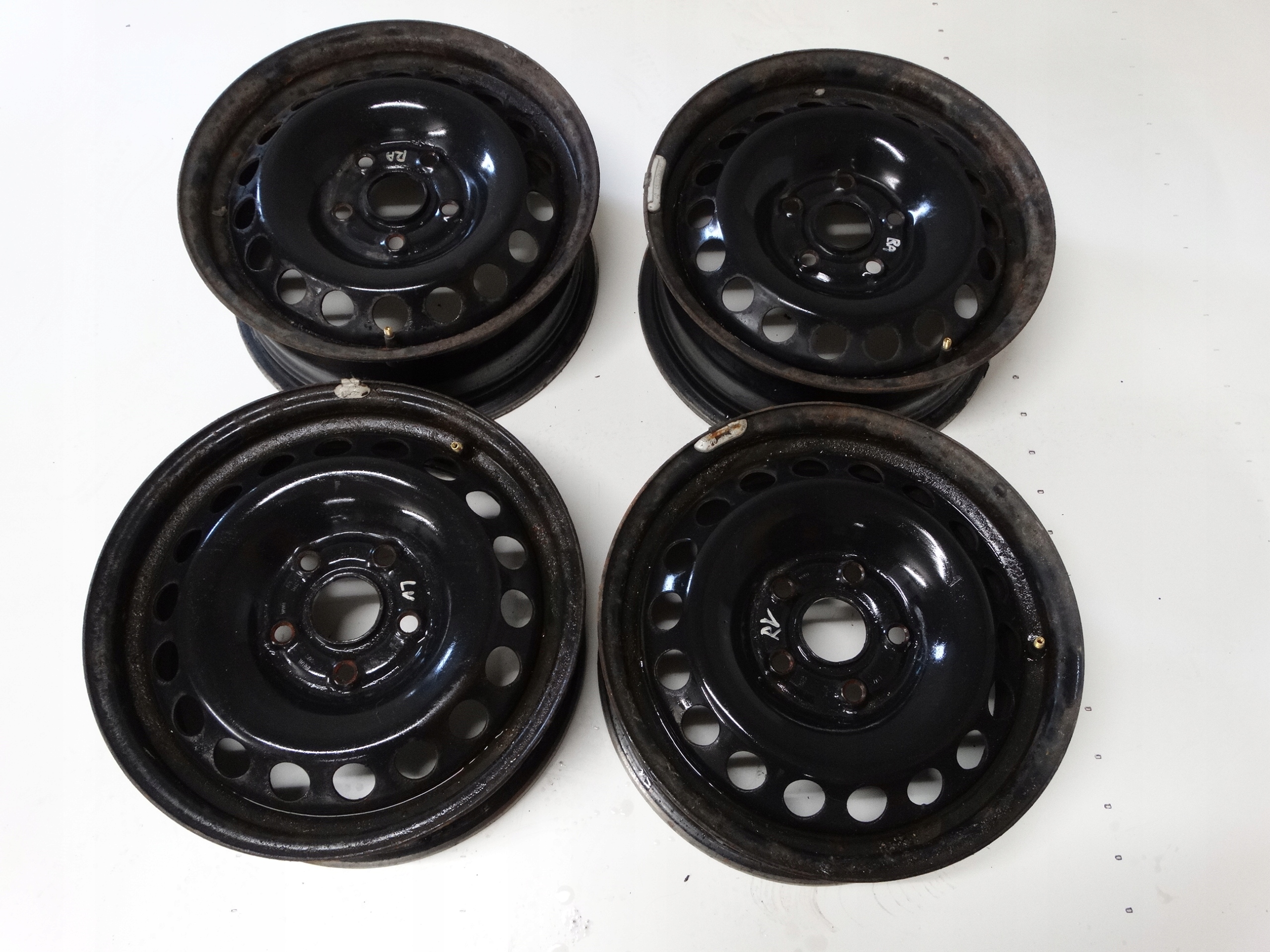 KOMPLET disk VW 6.0"x15" 5x112 ET47