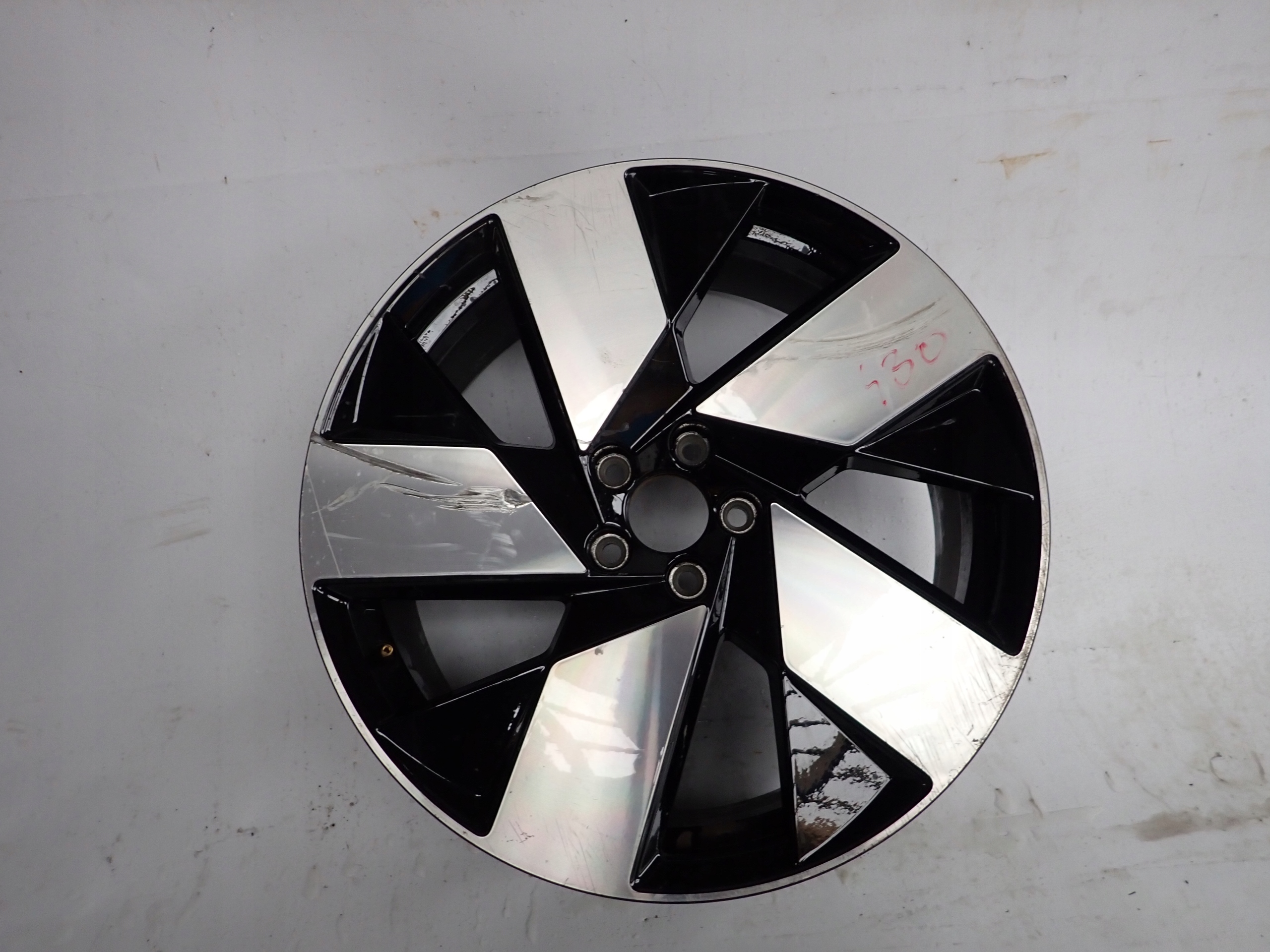 disk VOLVO XC40 8JX20 ET50,5 5X108 32143629