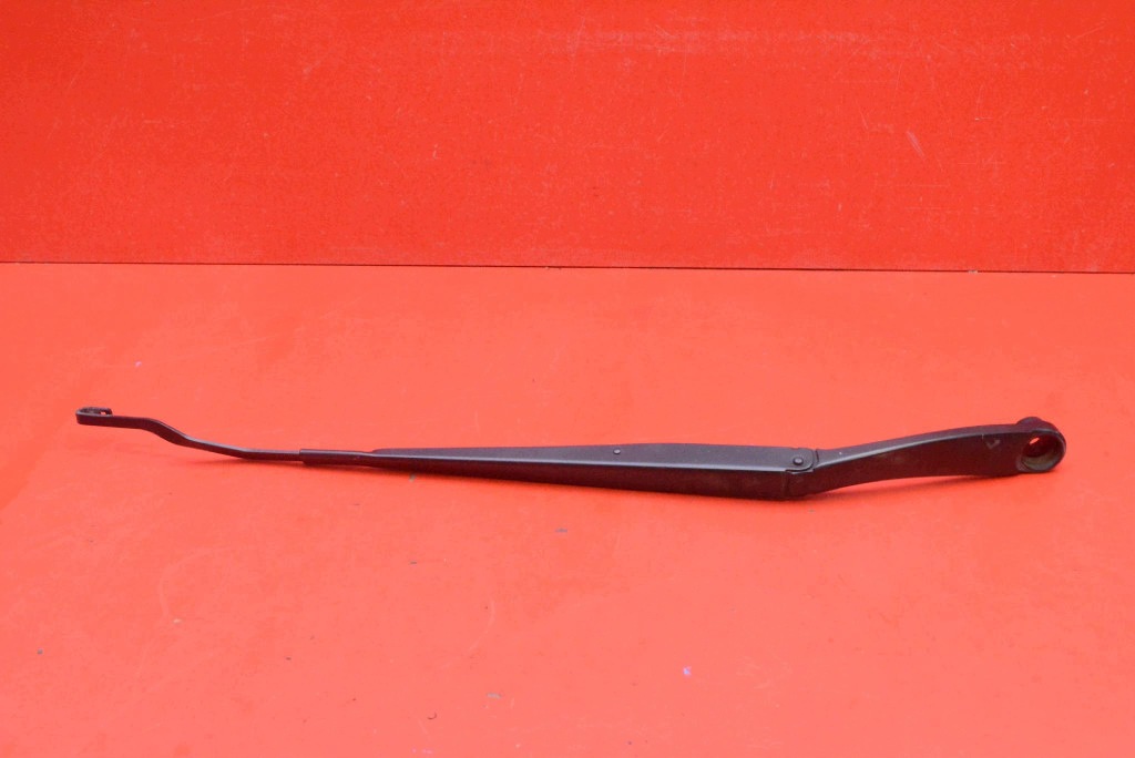 wiper arm front EU KIA EV6 GT 21