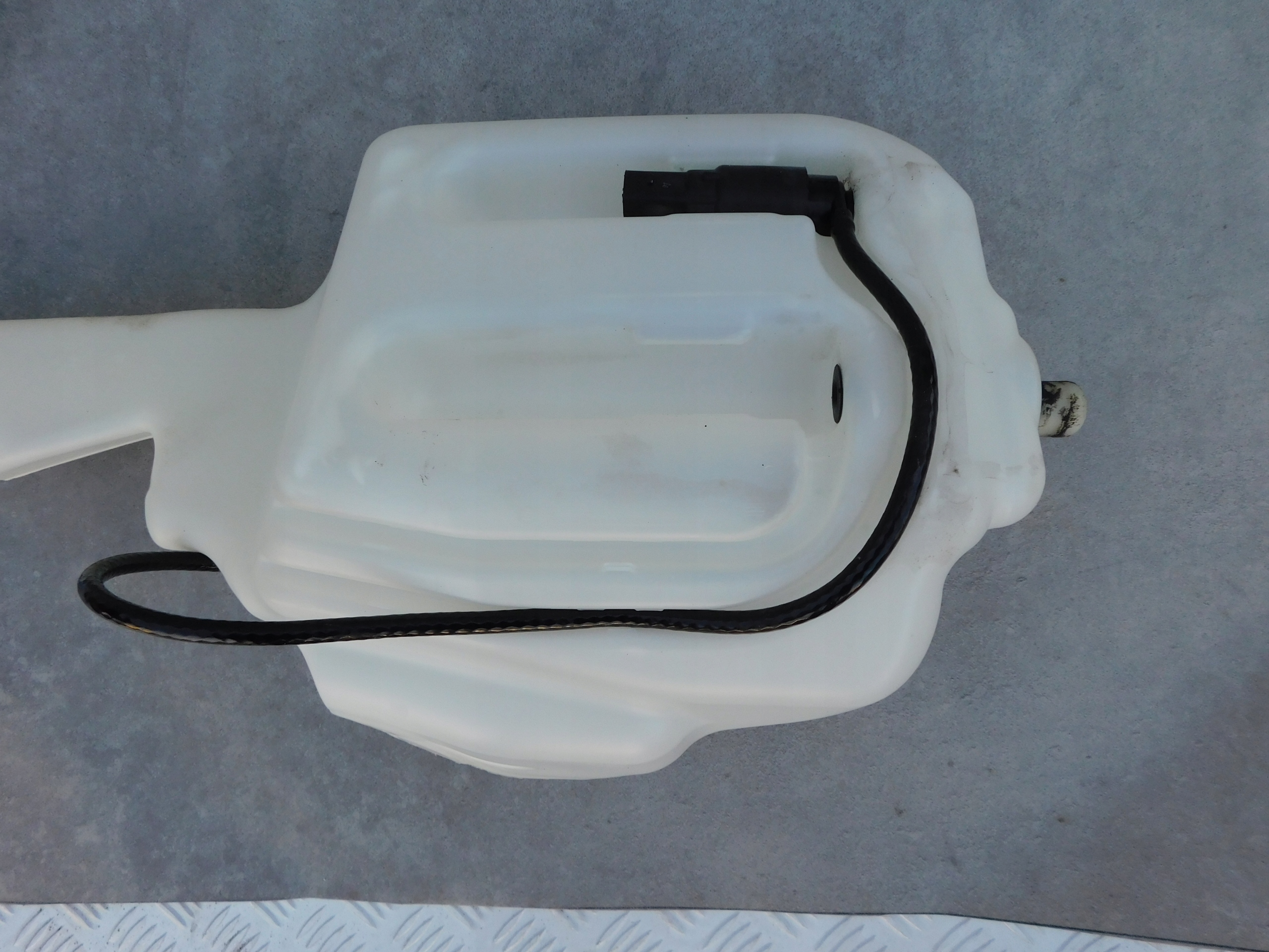 Mercedes Sprinter 906 serbatoio LAVAFARO + Pompa Originale A9068690220