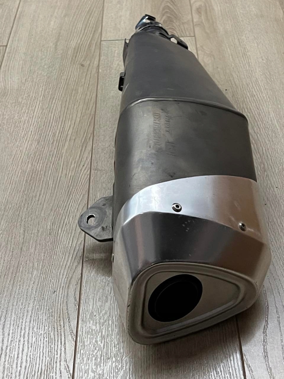 Suzuki GSXR 600 K8 L0 Tłumik