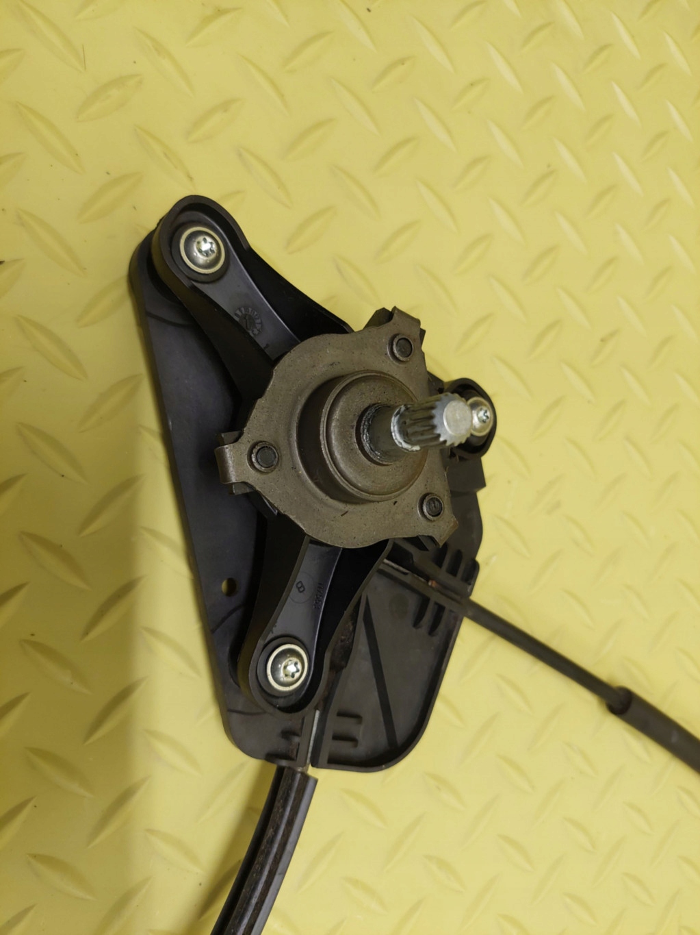 SKODA RAPID II window regulator left rear part 122349