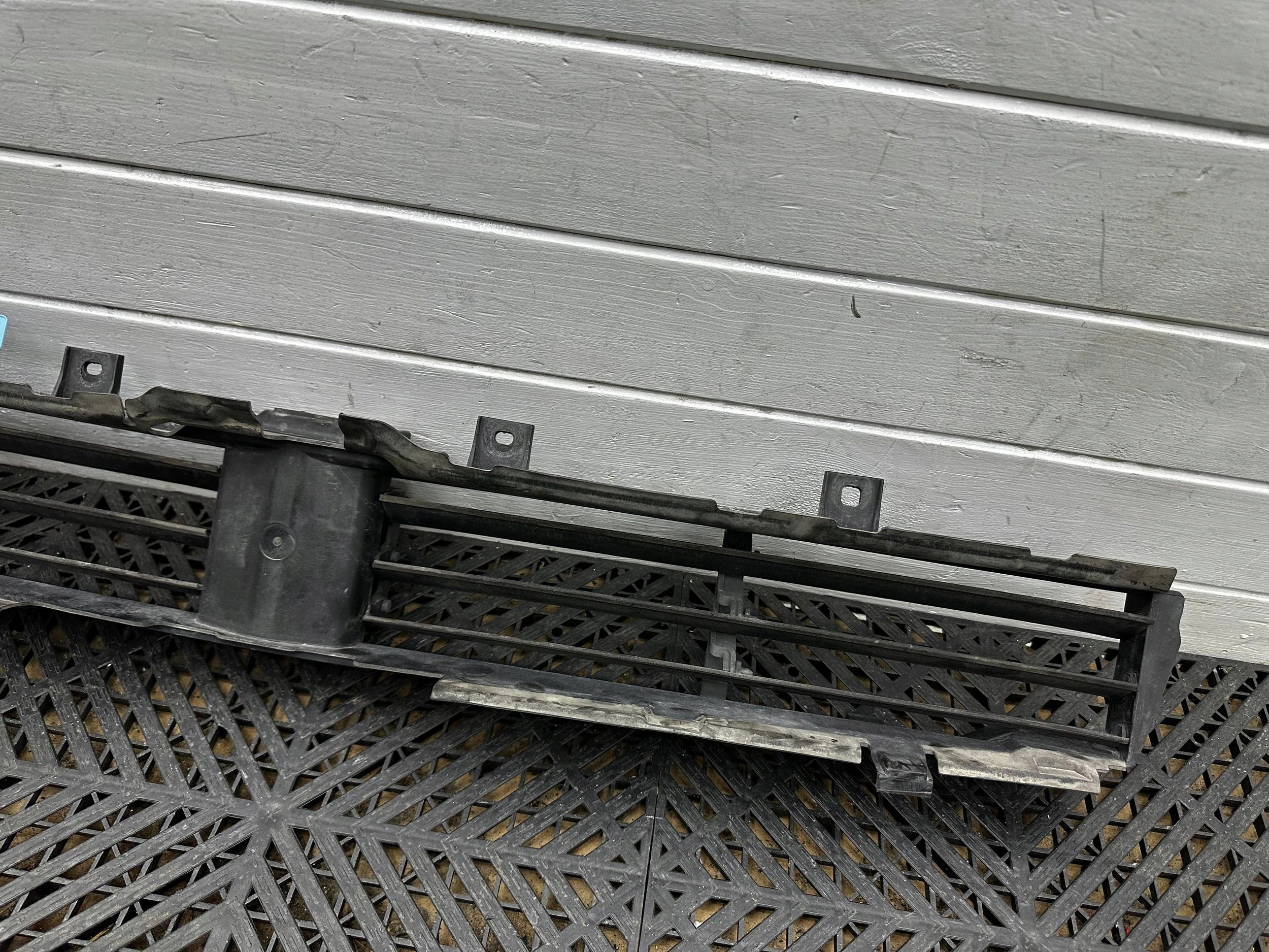 drain air conditioning devices BMW 5 G30 G31 7474372