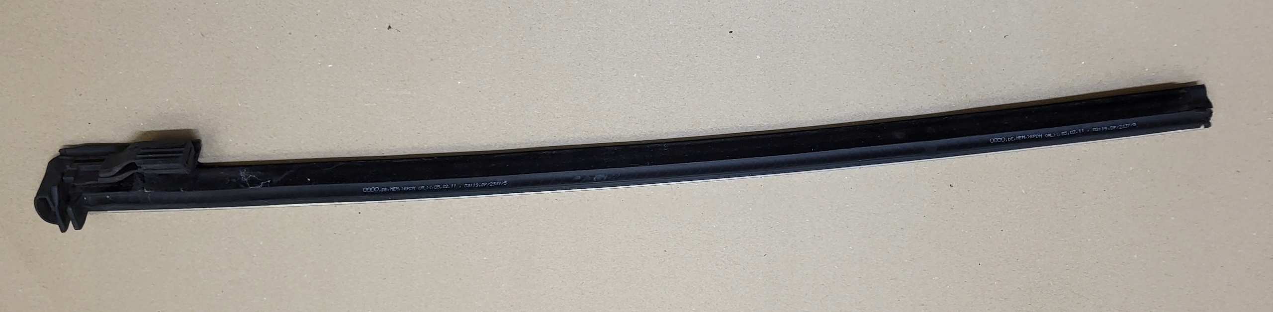 moulding dust CHROM windows left rear part rear AUDI A5 8F CABRIO 8F0853763