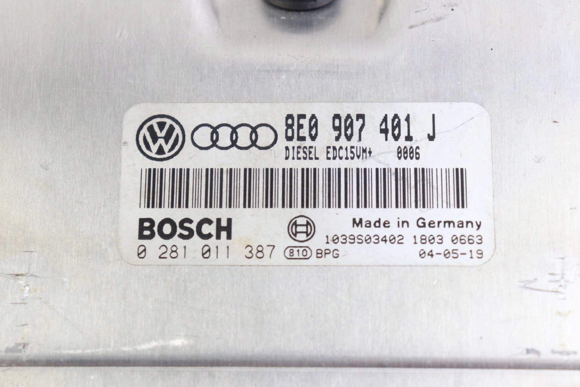 AUDI A6 C5 A4 B6 module control unit of the engine 2.5 TDI 8E0907401J