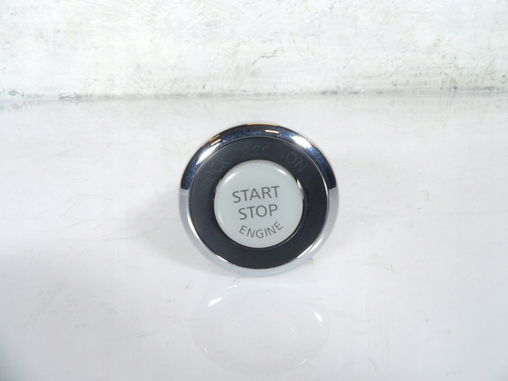 INFINITI G37 Bouton START STOP