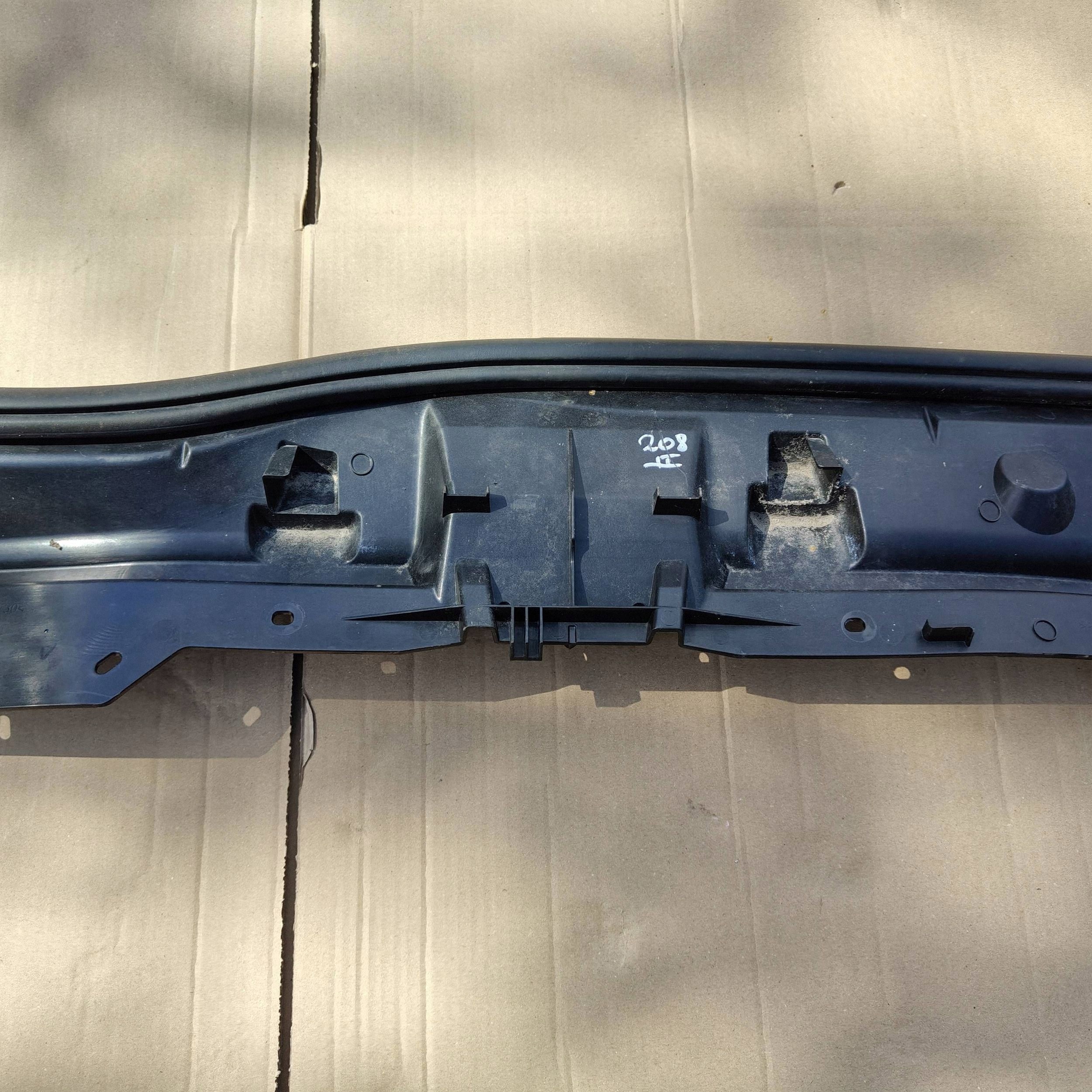 Peugeot 208 II 9820793980 torpedo