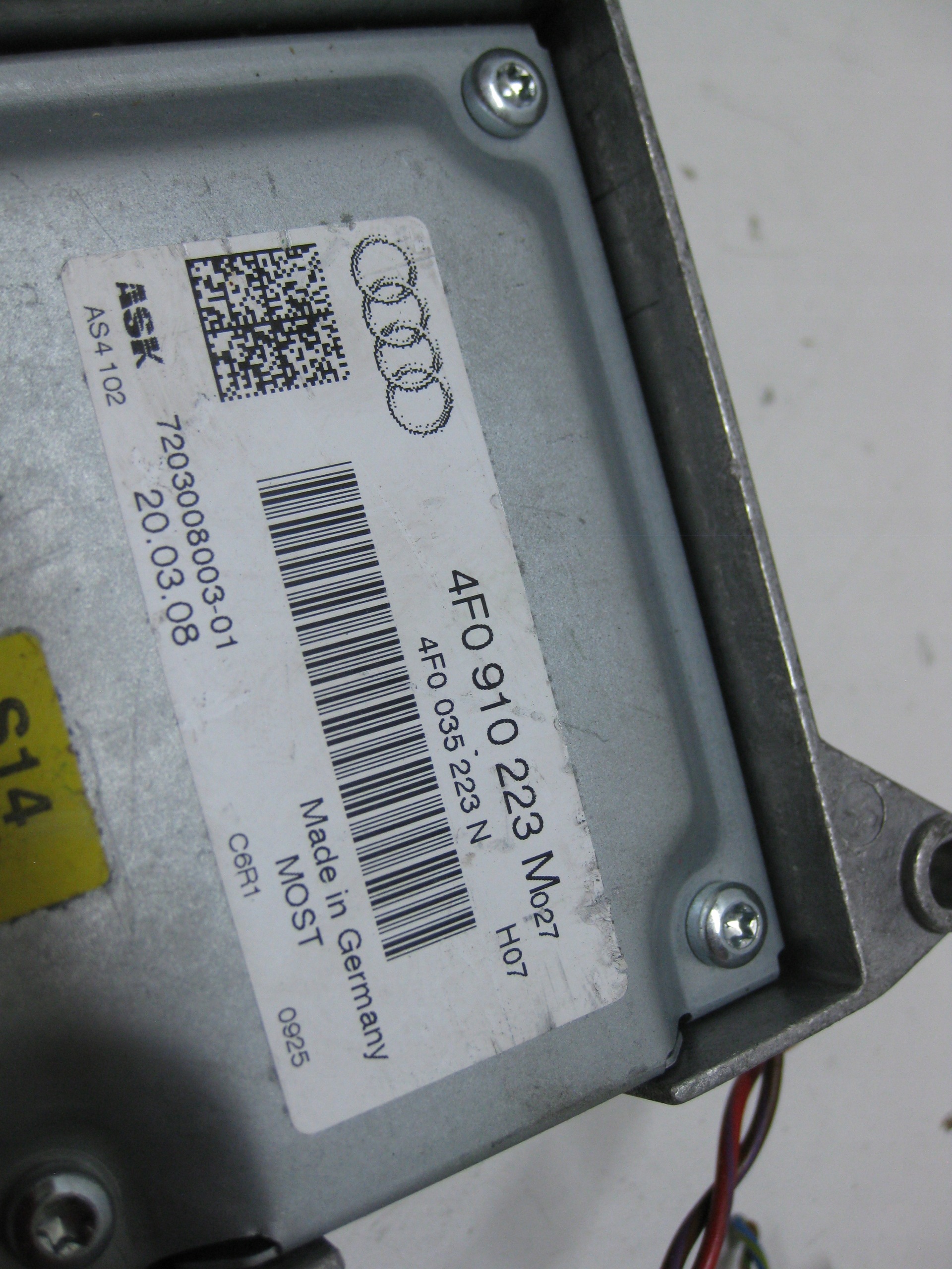 AUDI A6 C6 amplifier AUDIO 4F0910223M