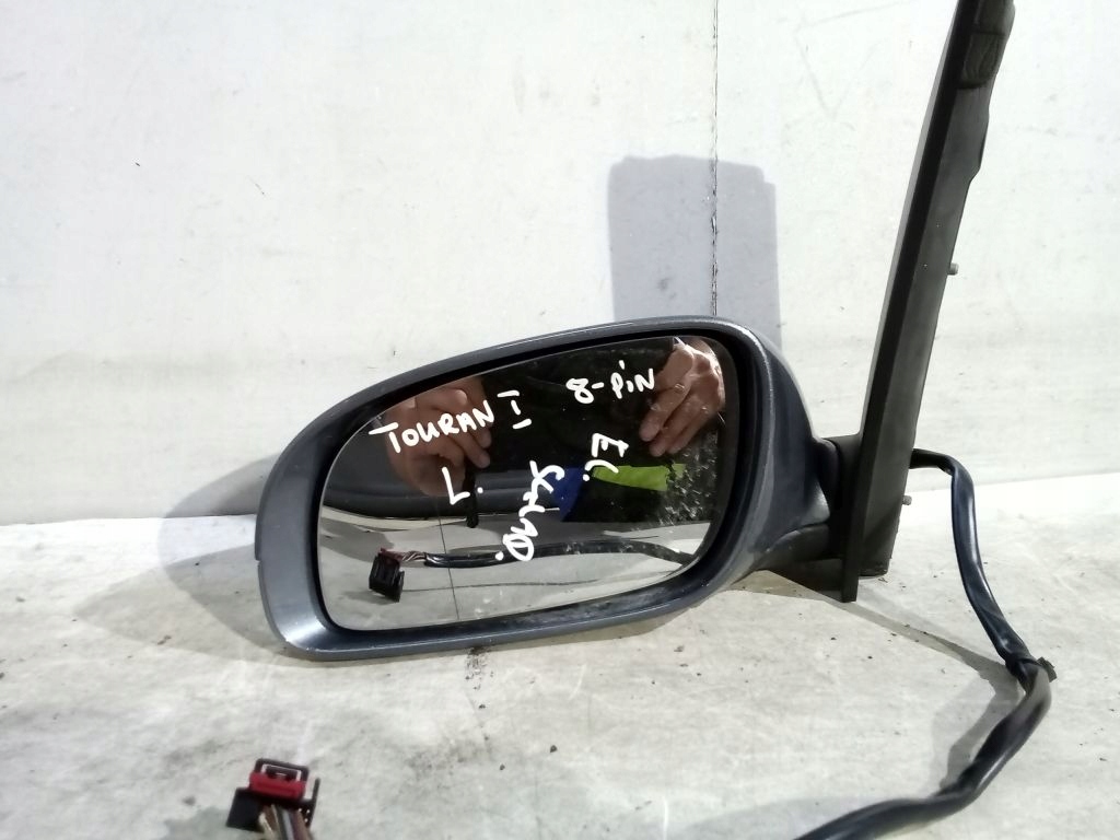 VW Touran and mirror left el. 8 PIN
