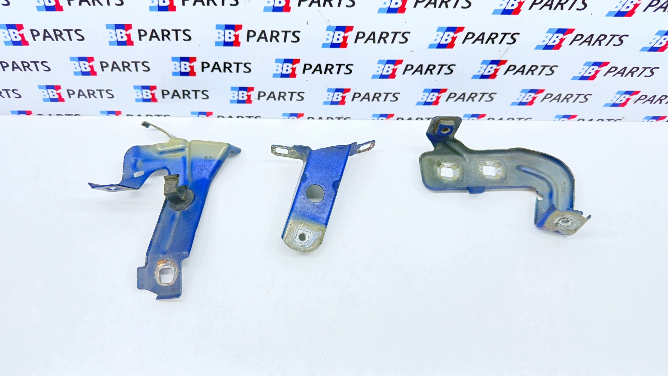 BMW F36 console holder brackets right B45 ESTORILBLAU METALLIC