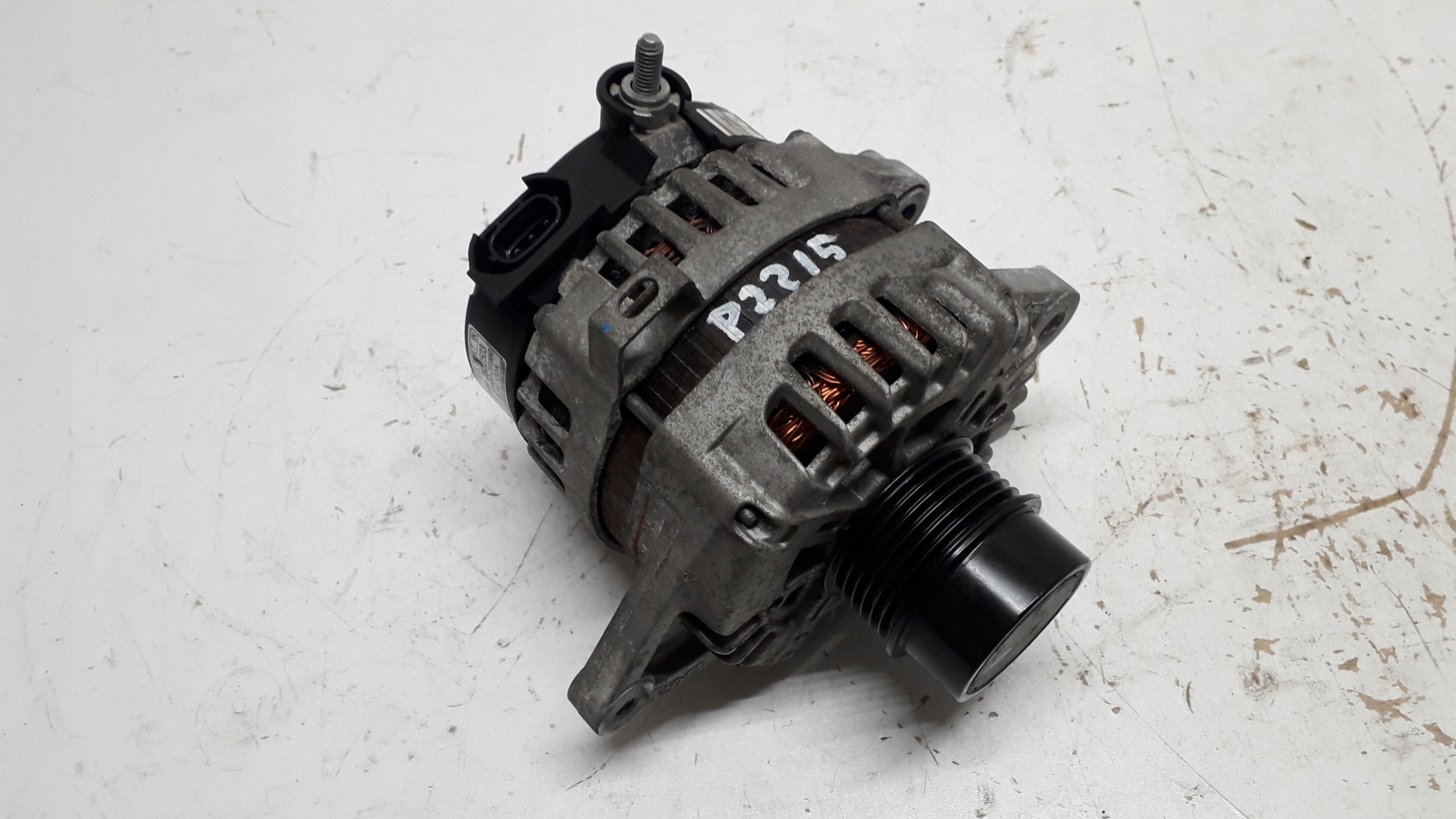 KIA HYUNDAI ALTERNATOR 130A 37300-2B960 2622503