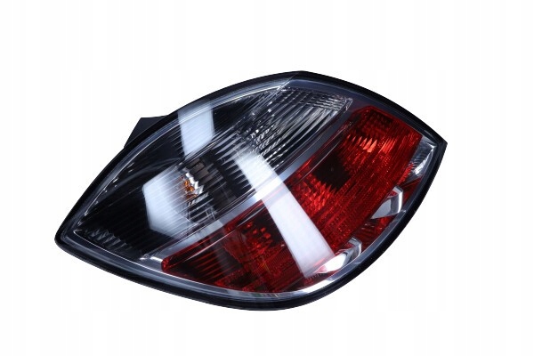 LAMPA TYLNA OPEL ASTRA H 03.04-10.10 LE Producent części Inny