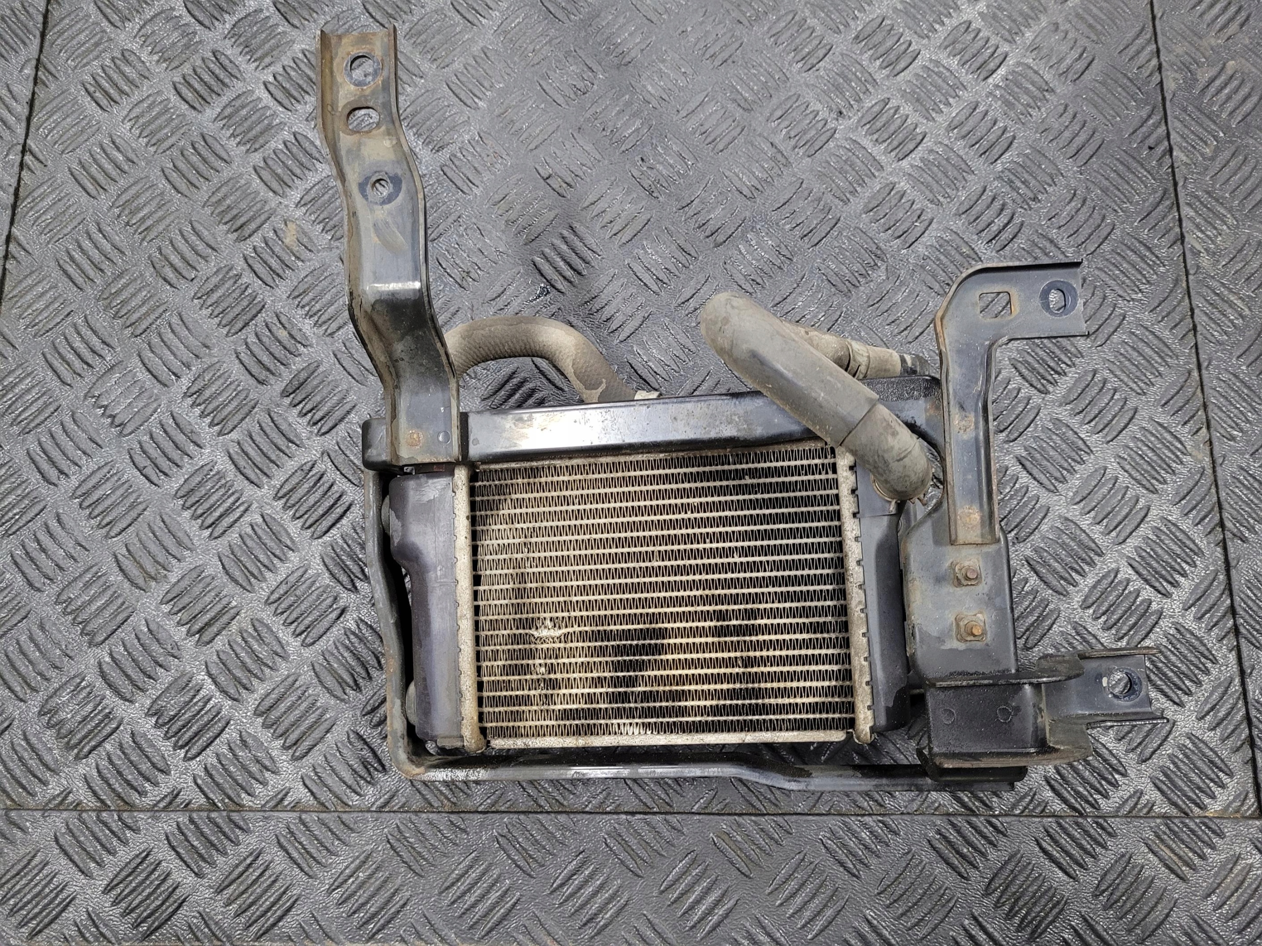 CHLODNICA OLEJU INFINITI FX II 3.0 D