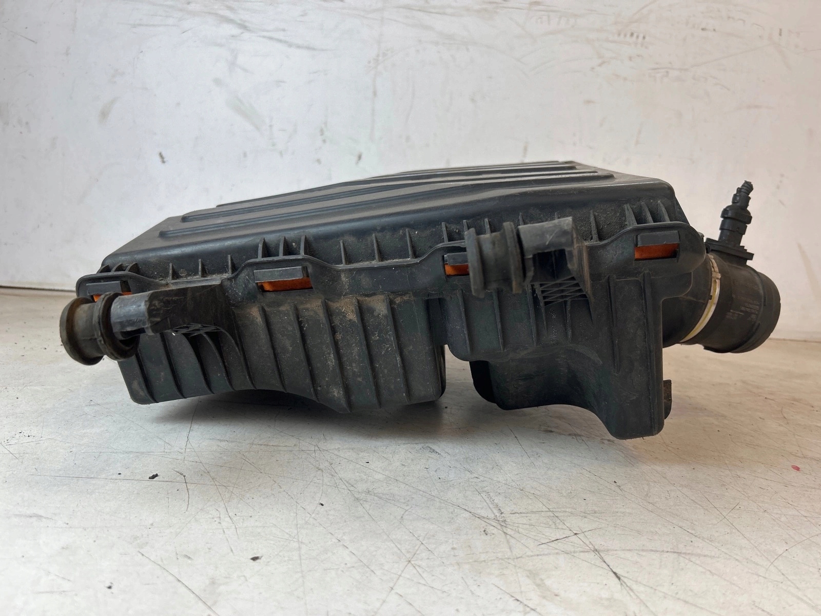 beschädigt Gehäuse filter luft Iveco Daily IV