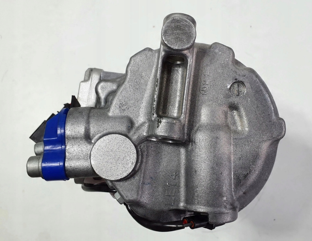 компрессор кондиционера Audi A8 S8 D5 4E0260805AG