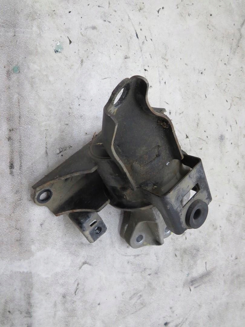 ЛАПА ПОДУШКА КОРОБКИ SX4 S-CROSS 1.6 DDIS