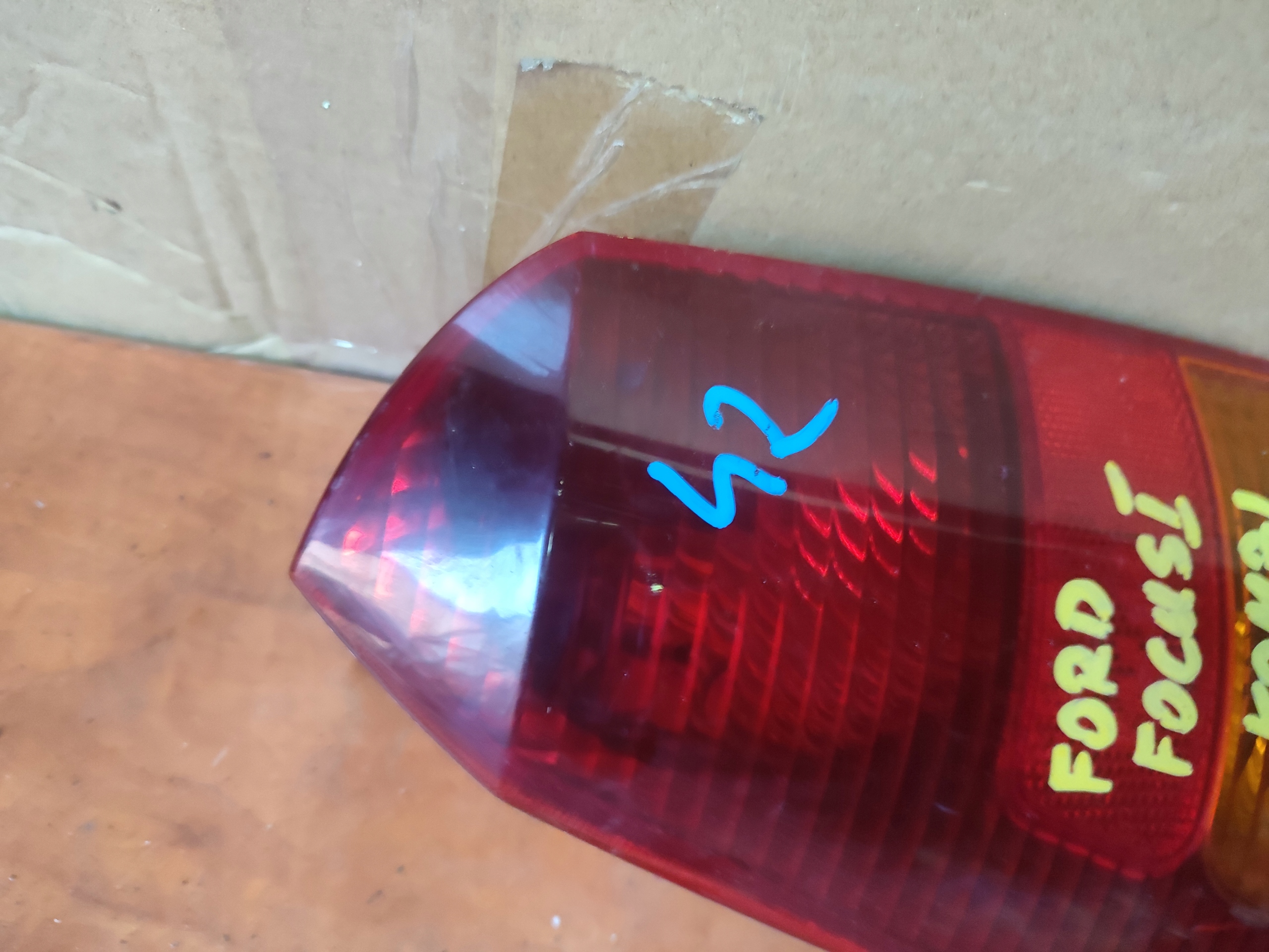 light left rear part left rear FORD FOCUS and KOMBI