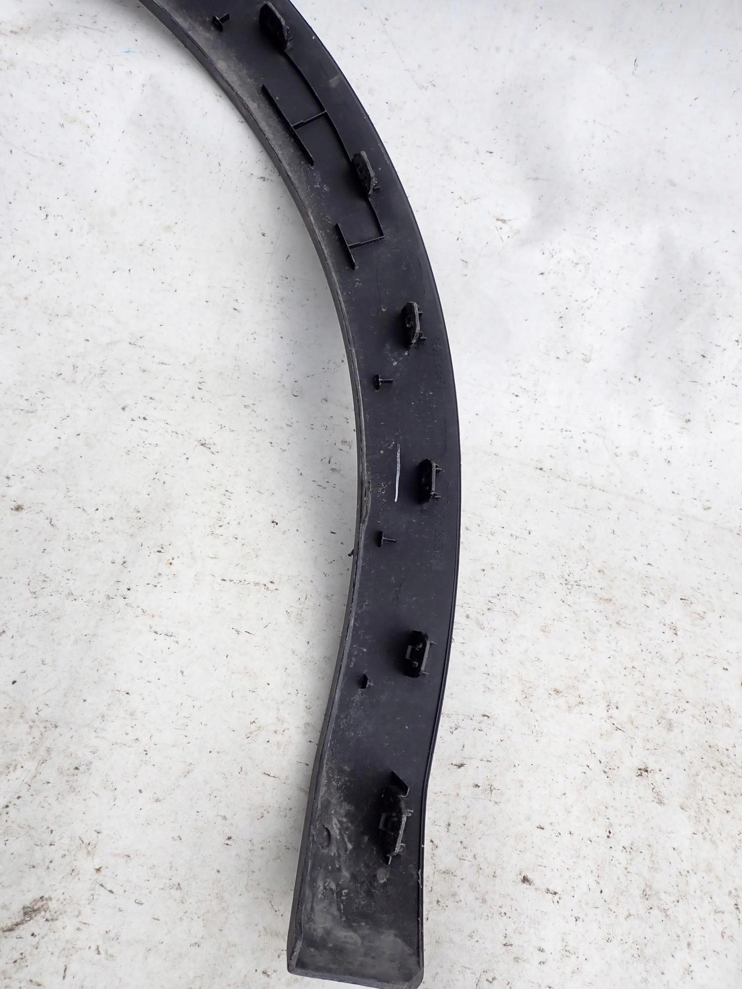 PEUGEOT 3008 II 2 16-> moulding cap left front
