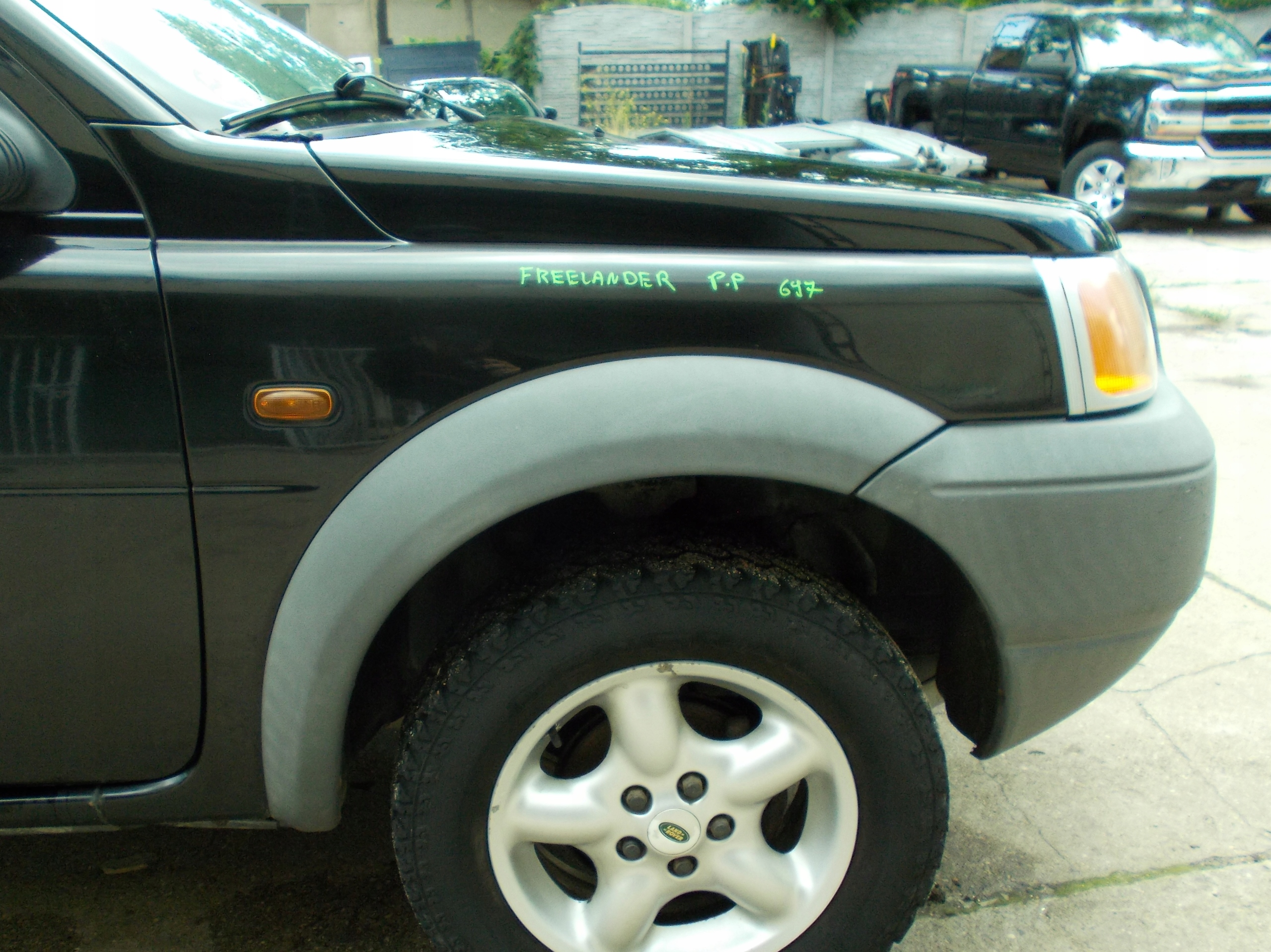 LAND ROVER FREELANDER e parafango destra anteriore 697
