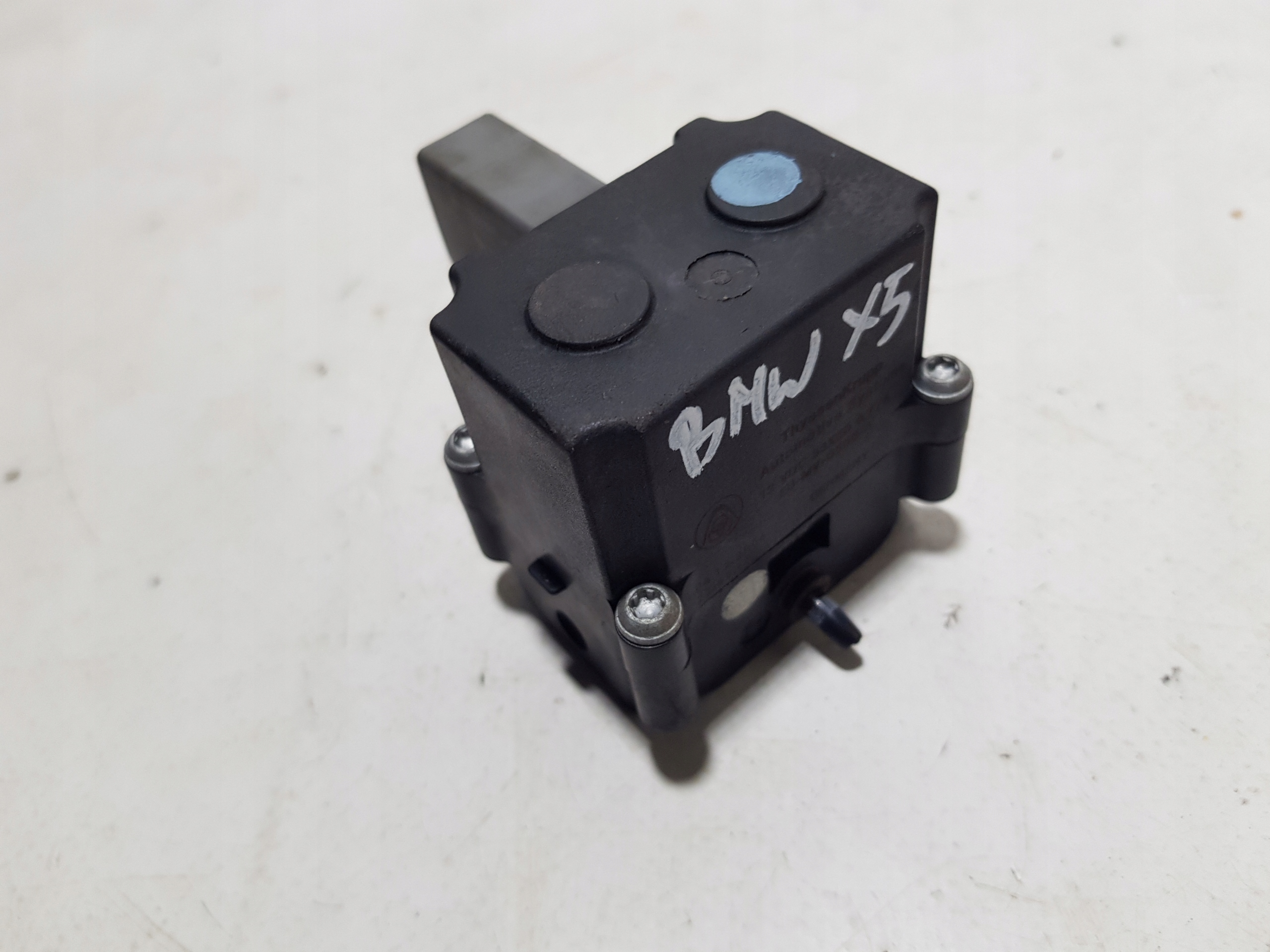 ROZDZIELACZ springing PNEUMATYCZNEGO BMW X5 E70 X6 E71 EB-MV-0586-A