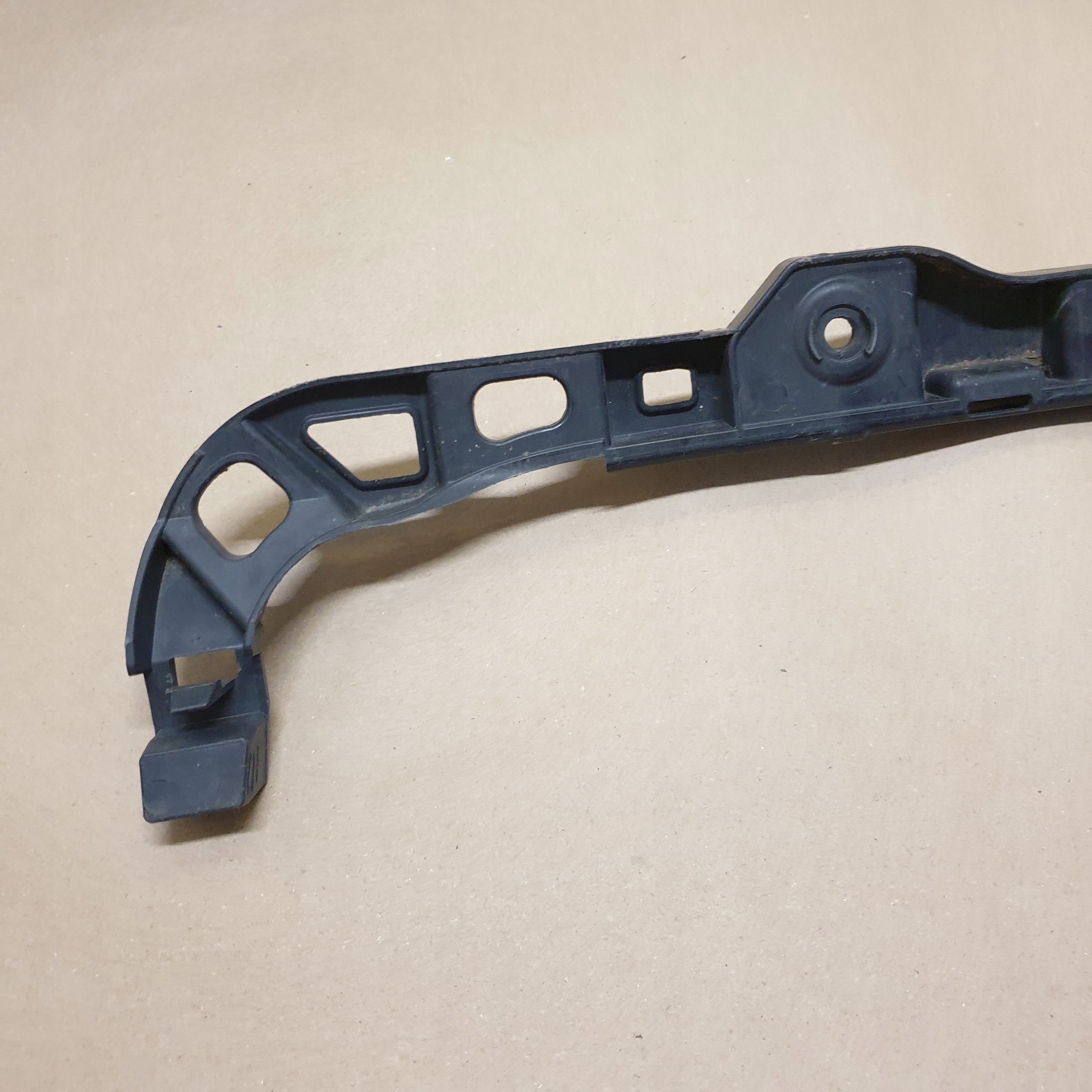 bumper bracket central rear part rear VW GOLF VI 6 5K OE