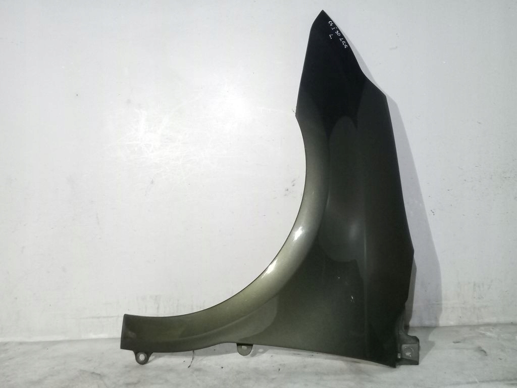 Citroen C4 e 3D parafango sinistra LQQ