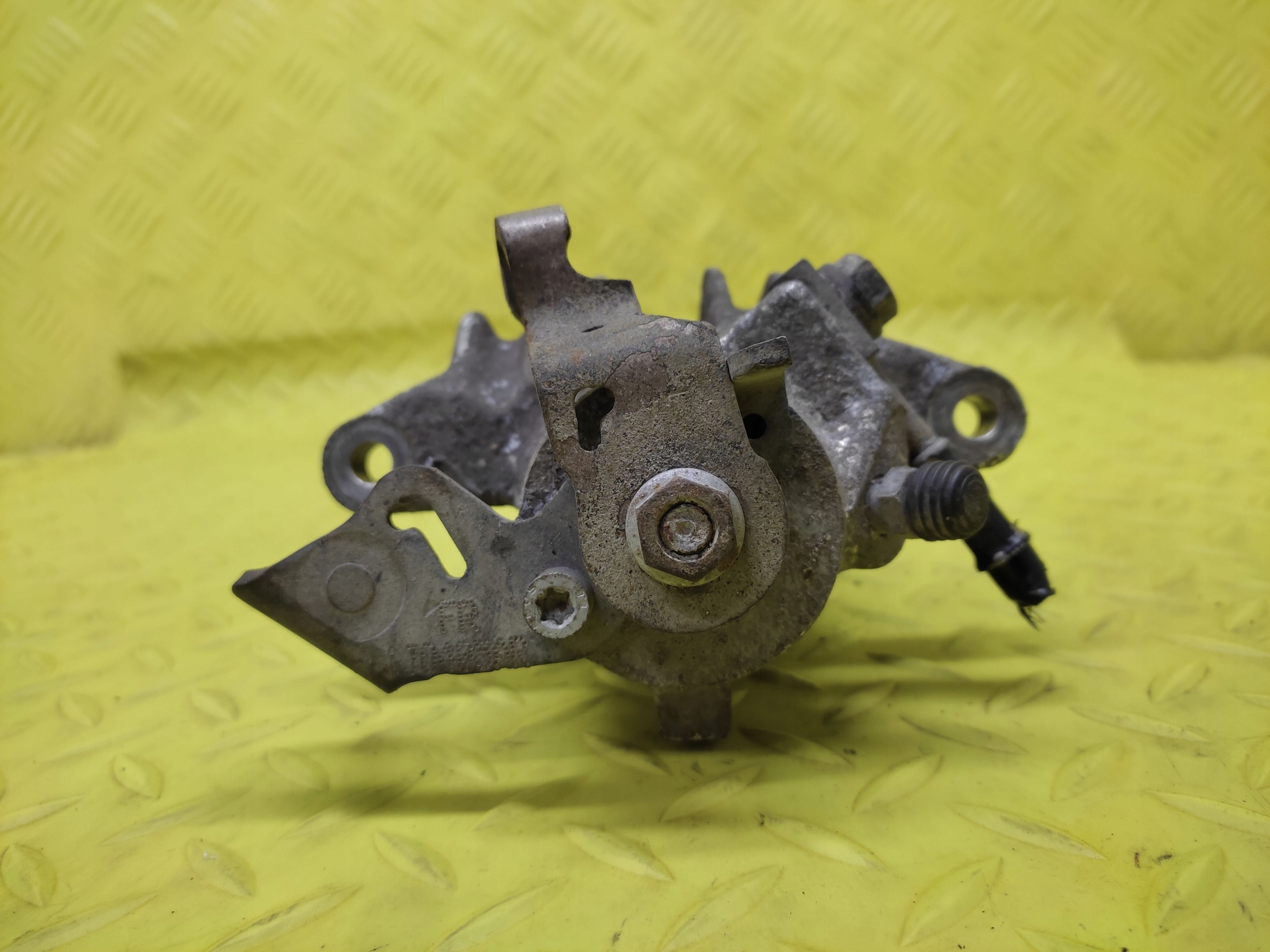 SEAT TOLEDO II 1.8 caliper brake left rear part
