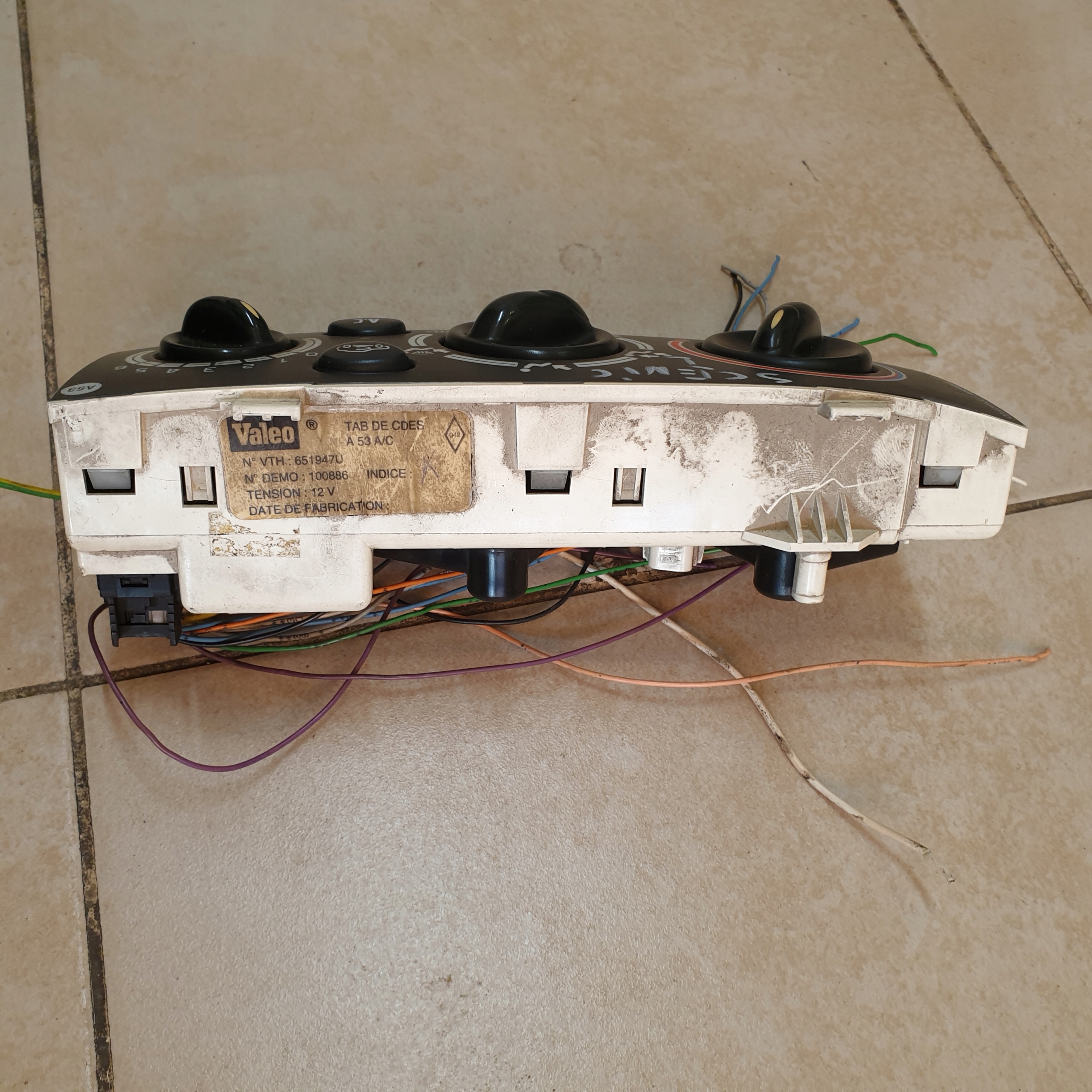 control panel NAWIEWEM KLIMATYZACJA RENAULT SCENIC and 651947U OE EU