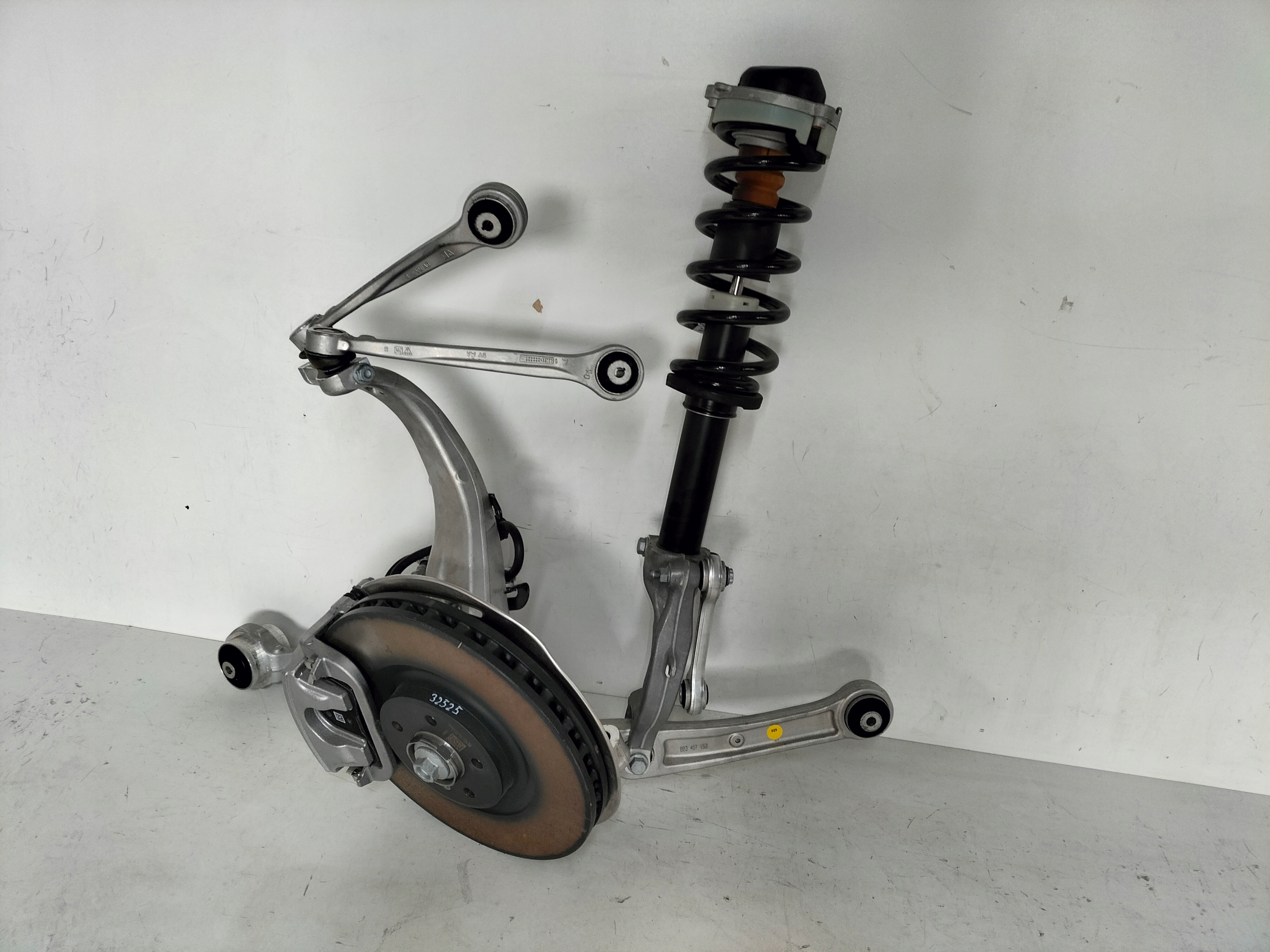 McPerson swing shock absorber caliper arm right AUDI A7 VW