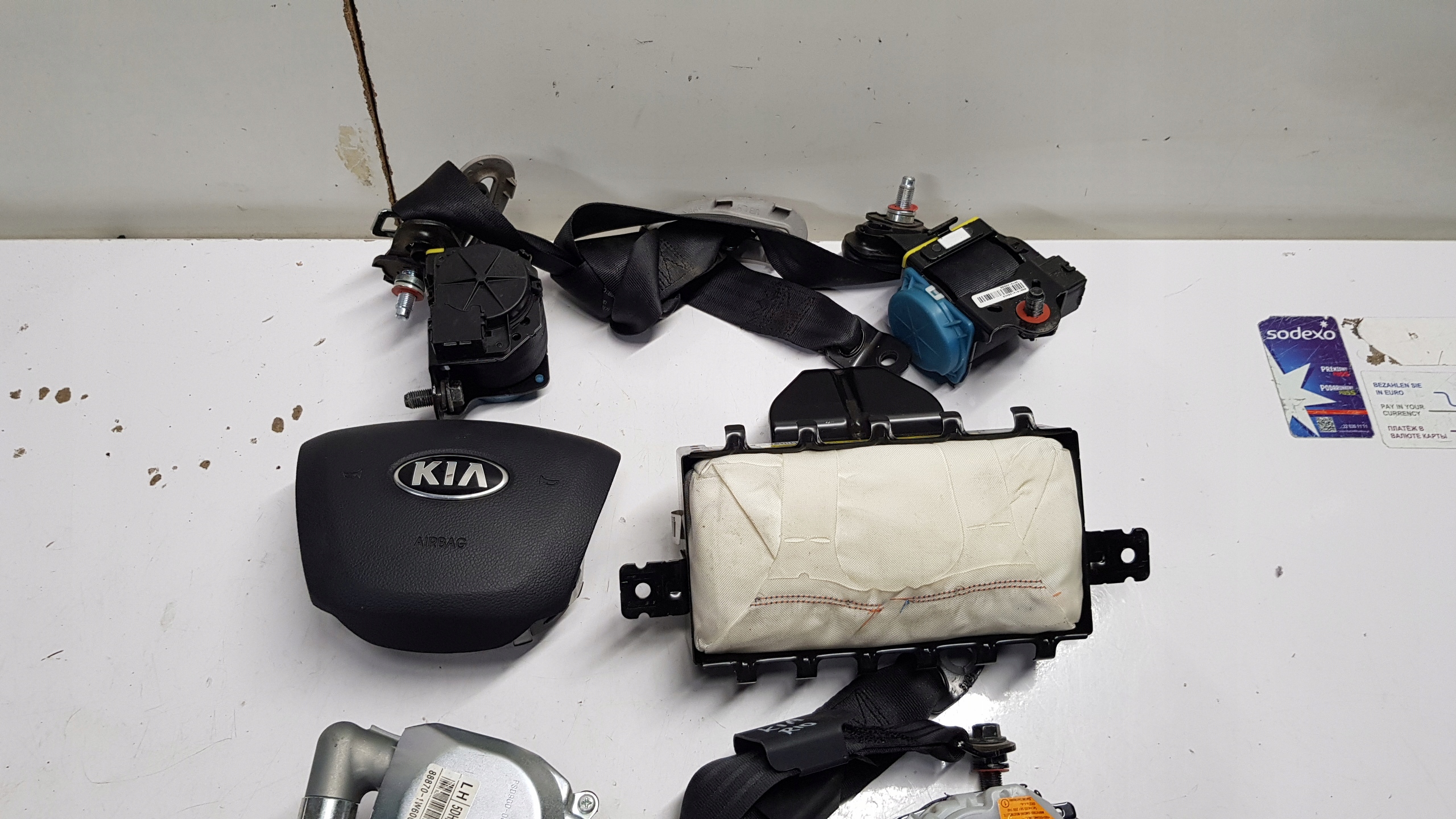 Подушки ремни kia RIO III