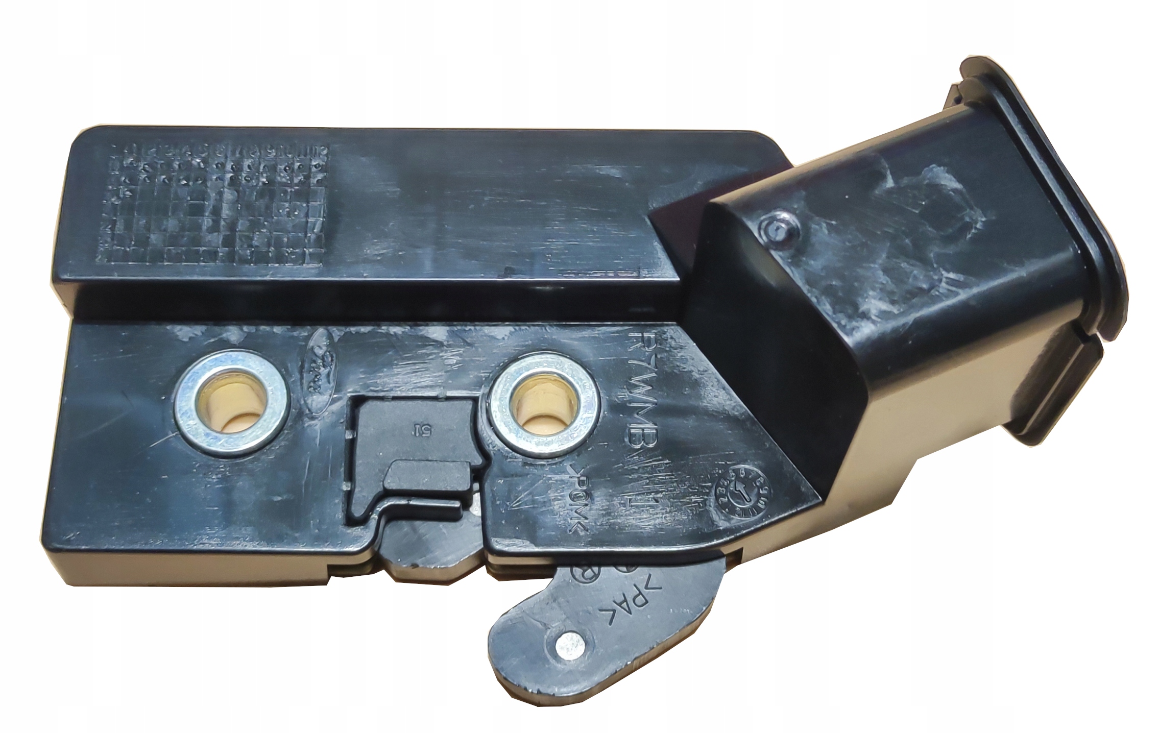 E3BA-9661382-AC - СЦЕПКА ЗАДНЕГО СИДЕНЬЯ ПРАВАЯ FORD ECOSPORT KA PLUS