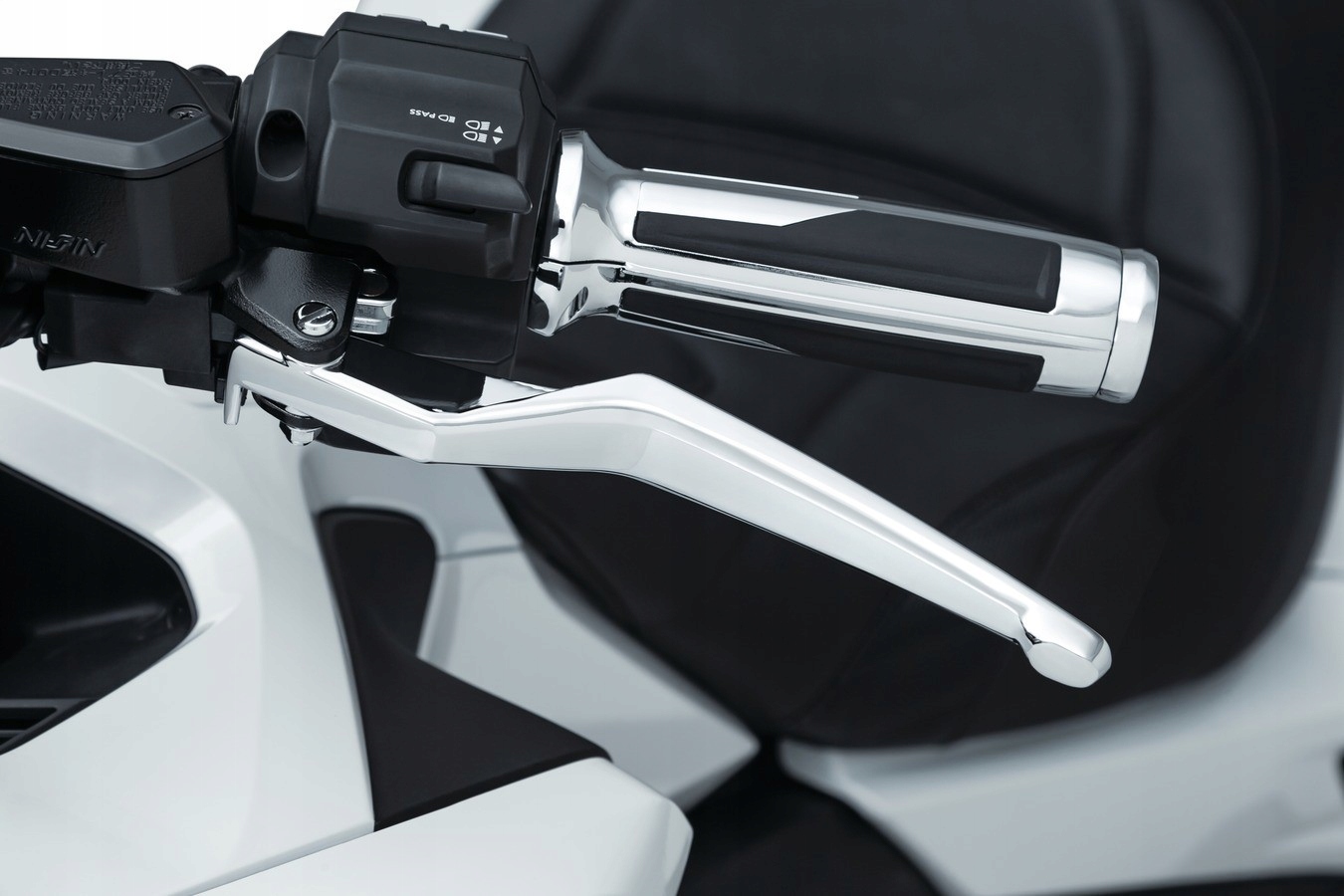Chrómované kľučky spojky a brzdy Kuryakyn Omni Honda Gold Wing 18-20