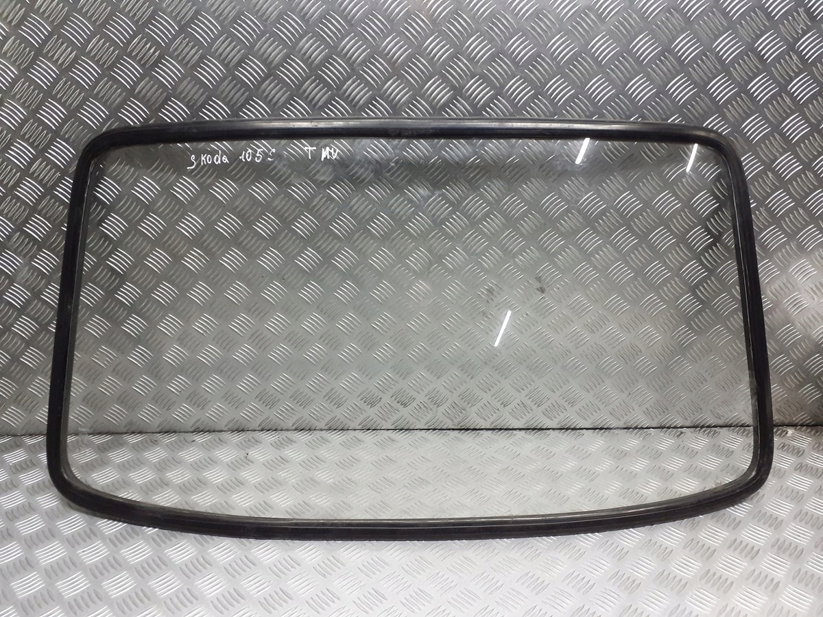 ЗАДНЄ СКЛО SKODA 105 S