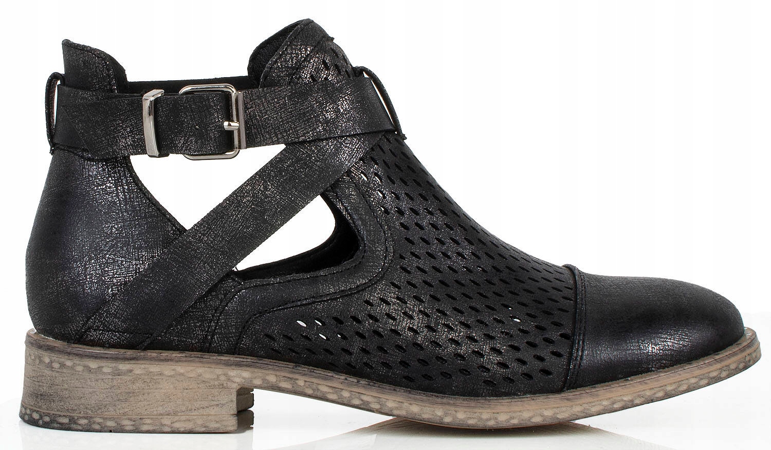 BOTKI Z WYCIĘCIAMI CZARNE AŻUROWA CHOLEWKA 41 Marka bez marki