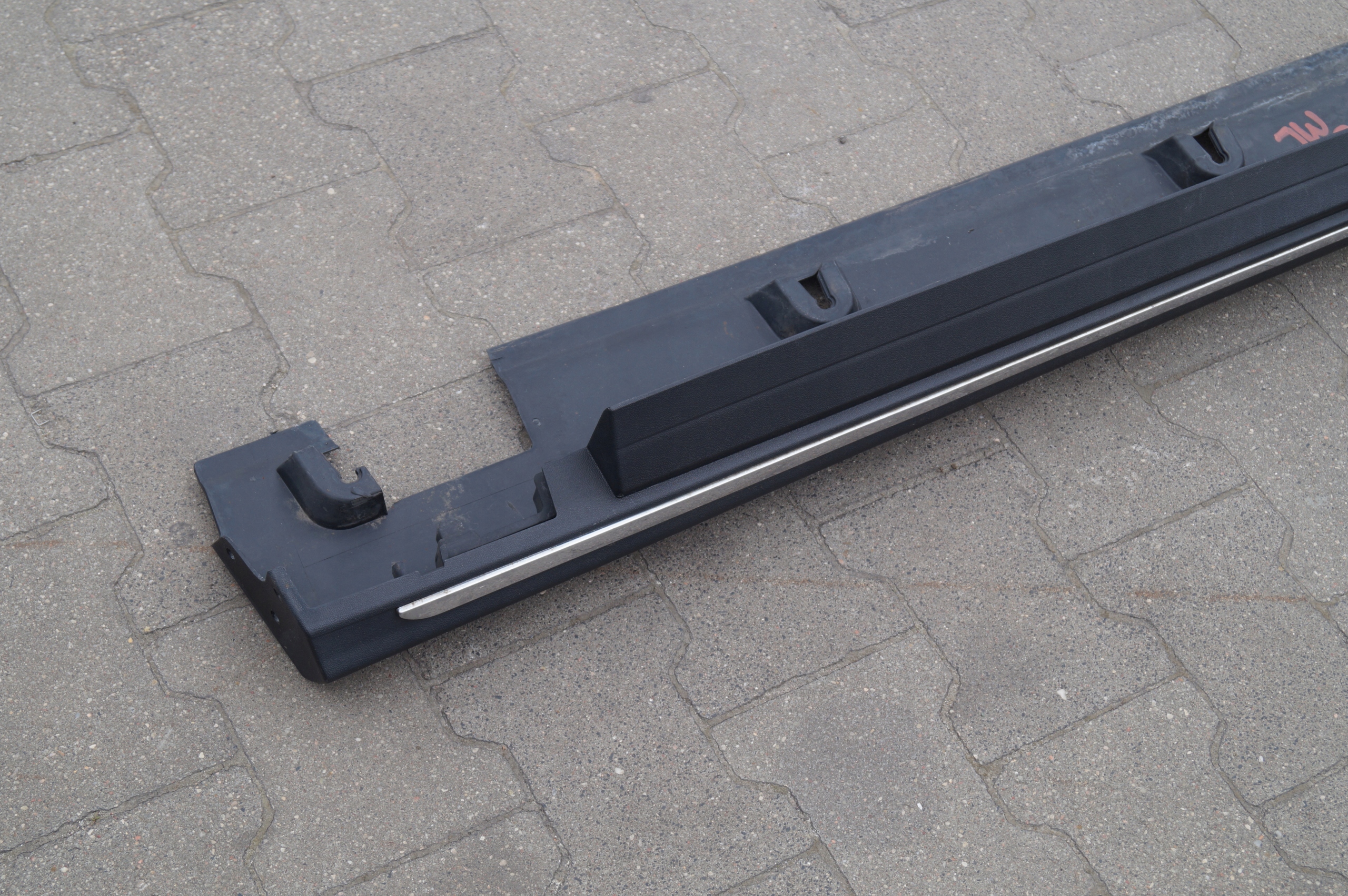 moulding threshold front left MERCEDES ML W166 A166