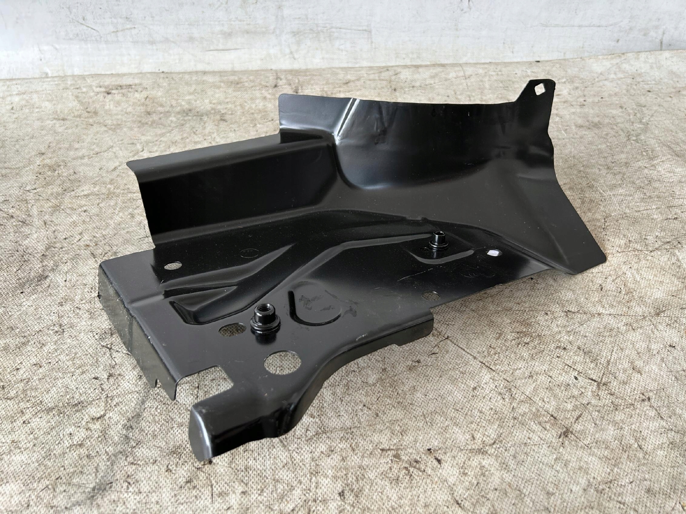 cover bracket left VOLVO V60 II S60 III 32297873