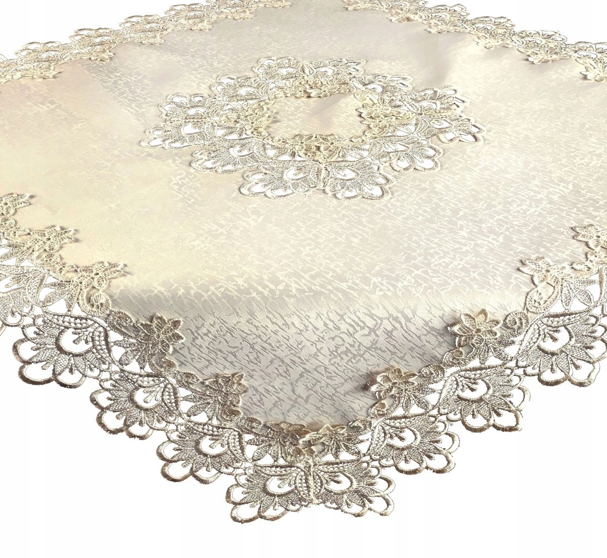 

Bieżnik Nakładka Z Gipiury 85x85 Kremowa Na Stół