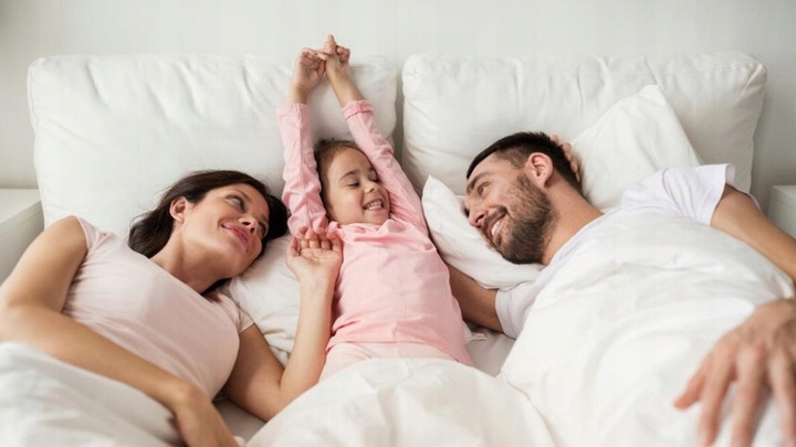 KOŁDRA ANTYALERGICZNA 140X200 LETNIA LEKKA Długość 200 cm