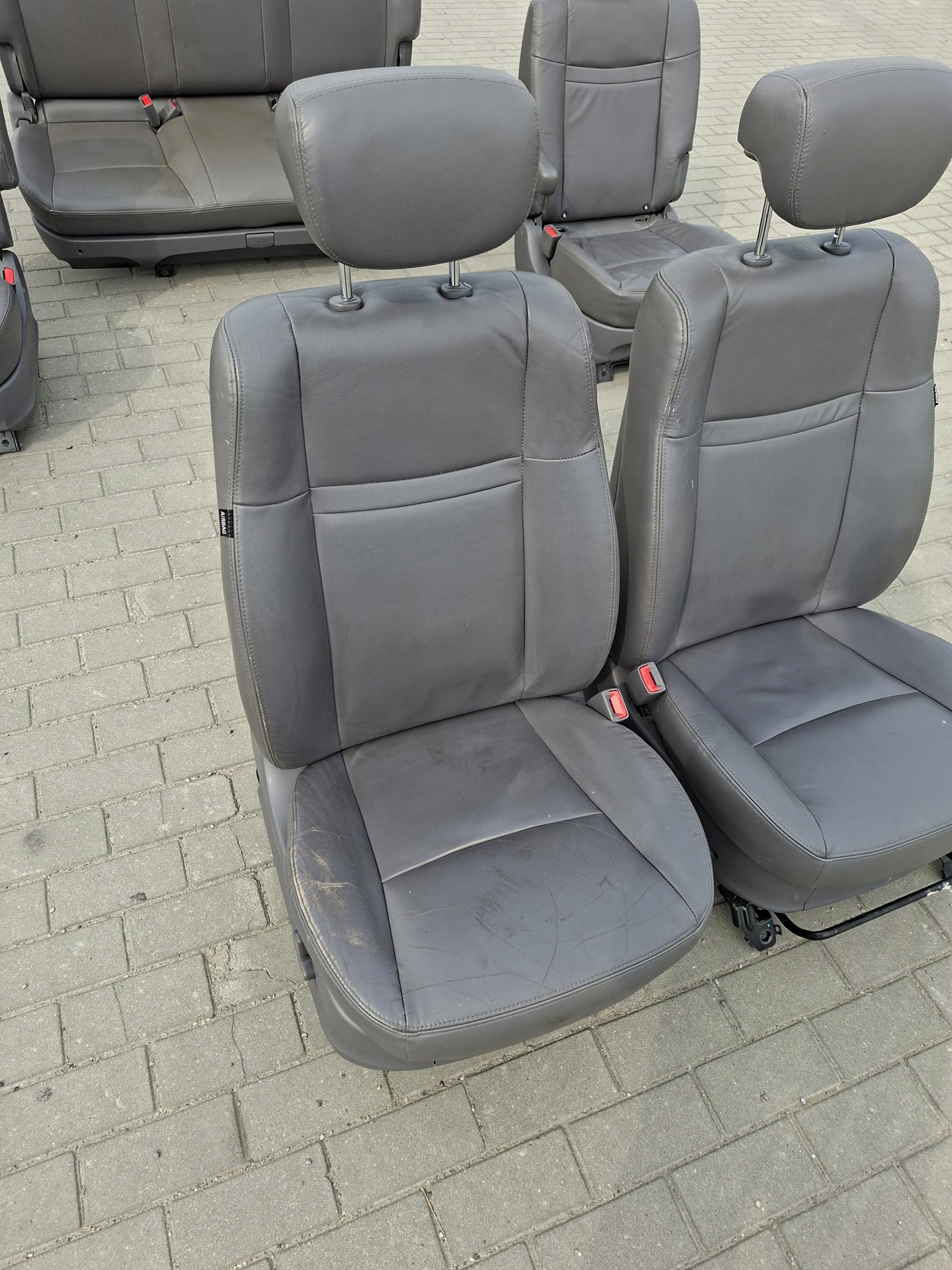 Siège KOMPLET SSANGYONG RODIUS II
