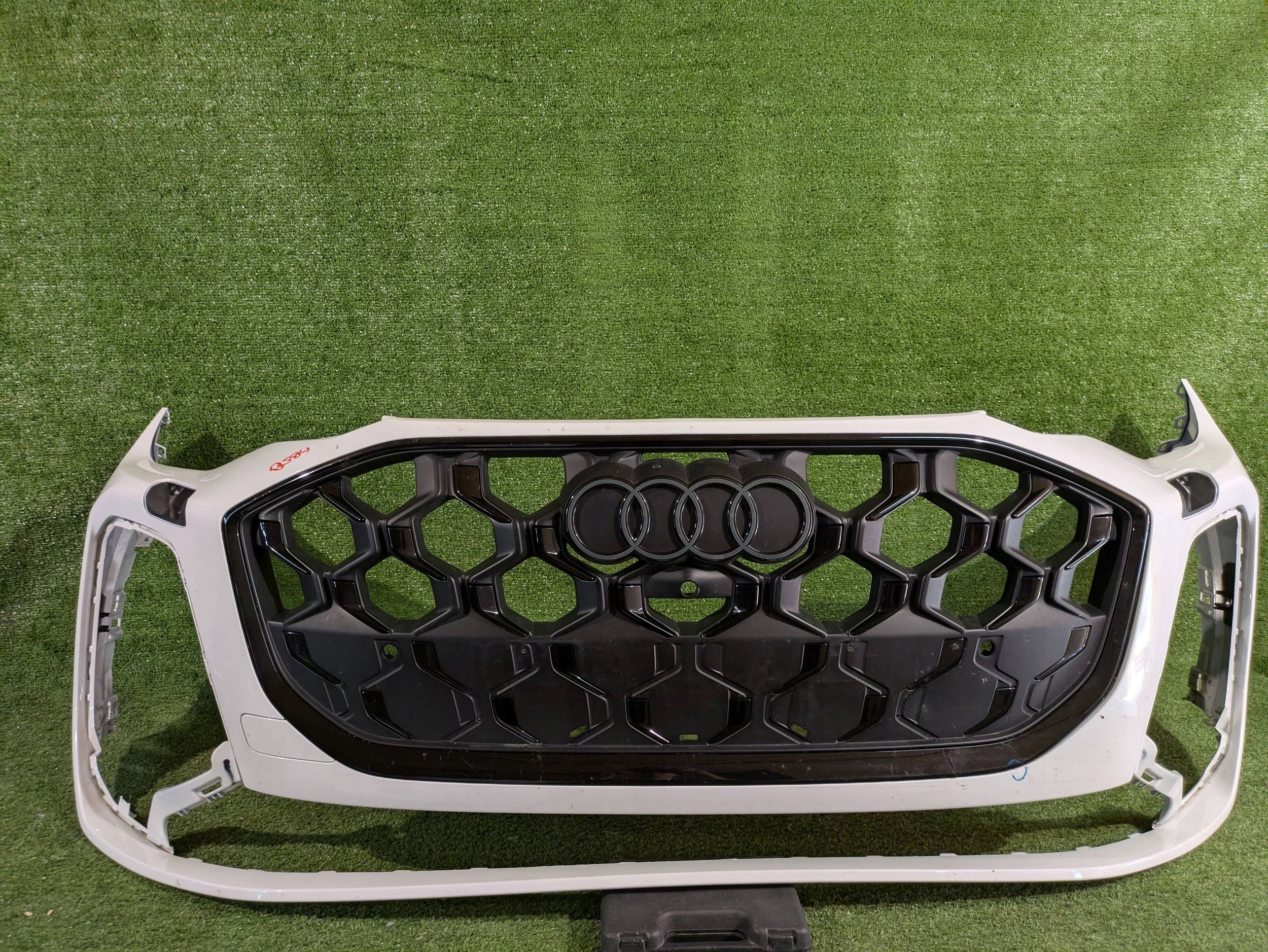 front bumper front AUDI Q5 III 8MA S-LINE 24- NR.8584