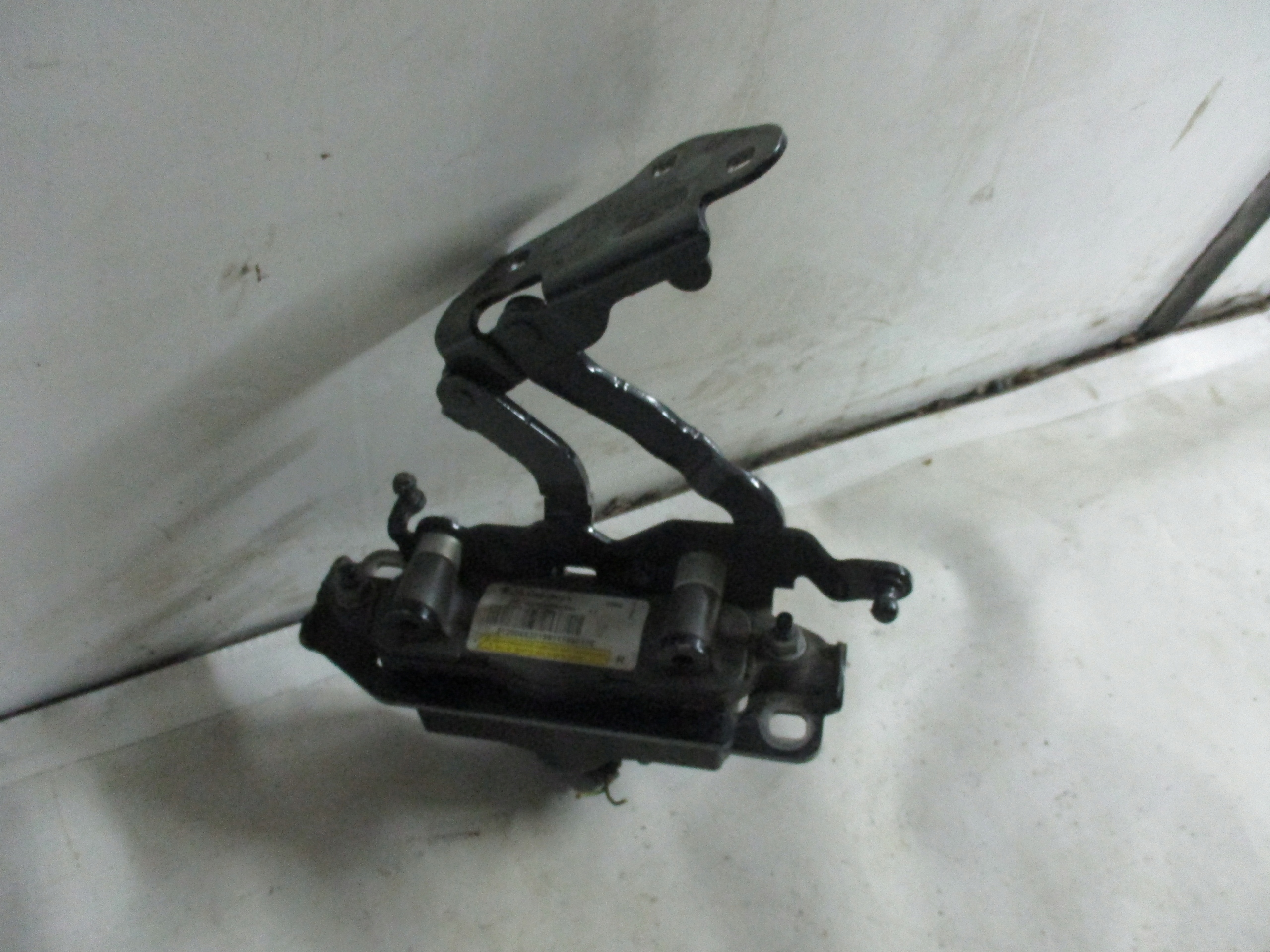 hinge bonnets right naboj kpl Mercedes E-Klasa 212 A 2129066301
