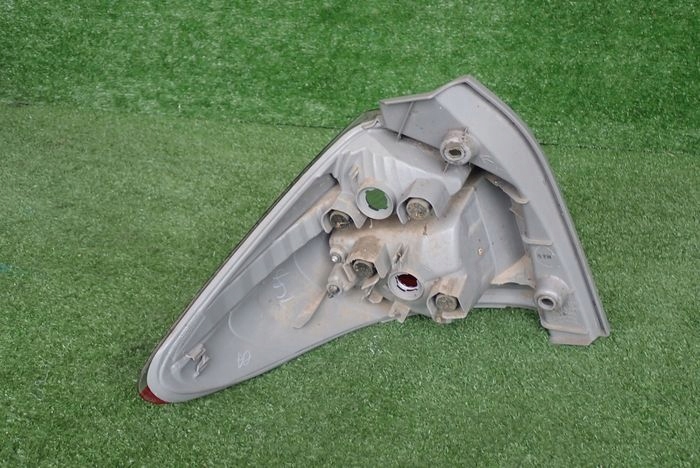 TOYOTA VERSO S 10- light right rear rear part