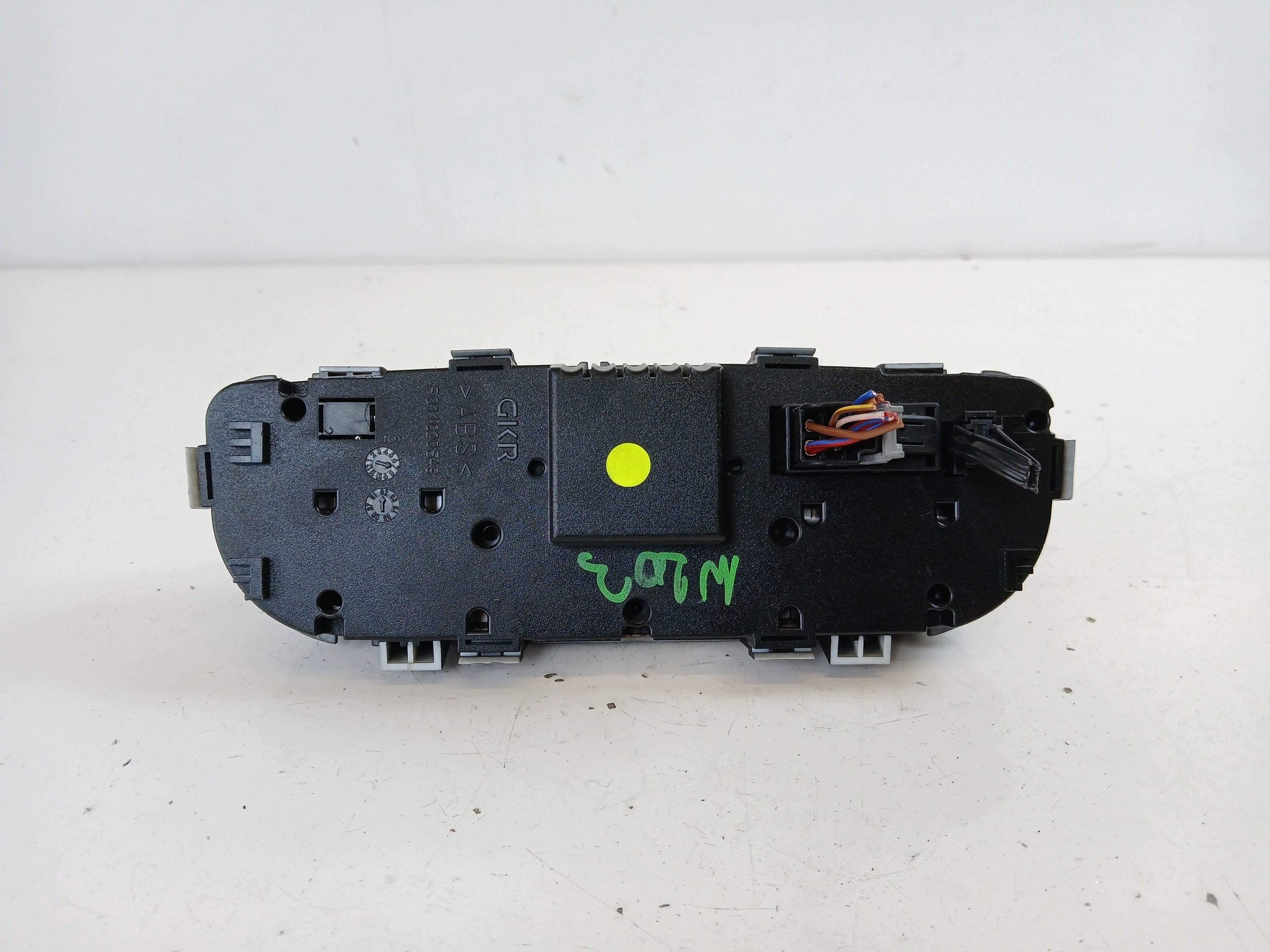 MERCEDES W209 W203 Unite commande clima Bouches buses A2098300085