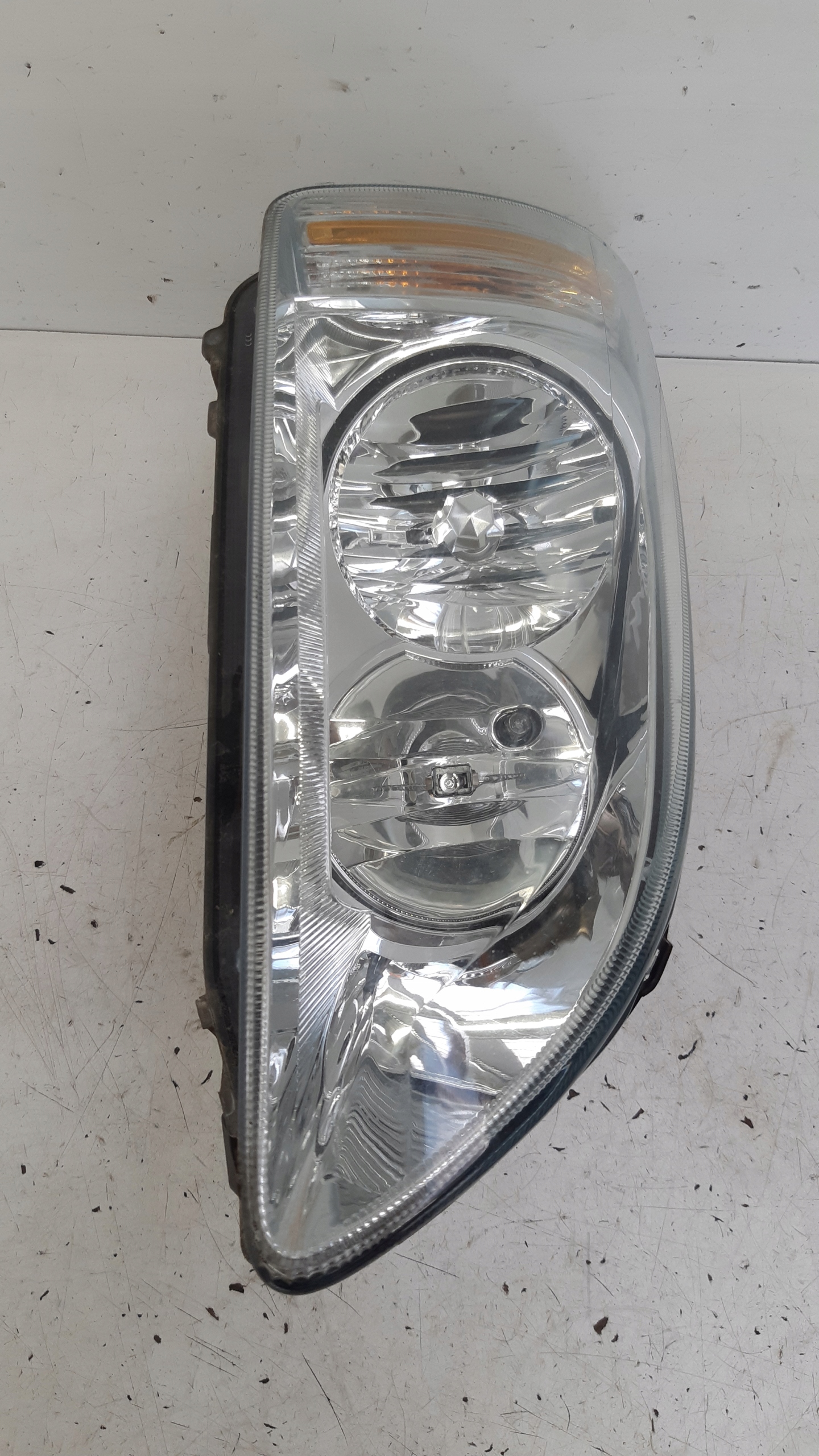 light right front europa Ford Focus MK2