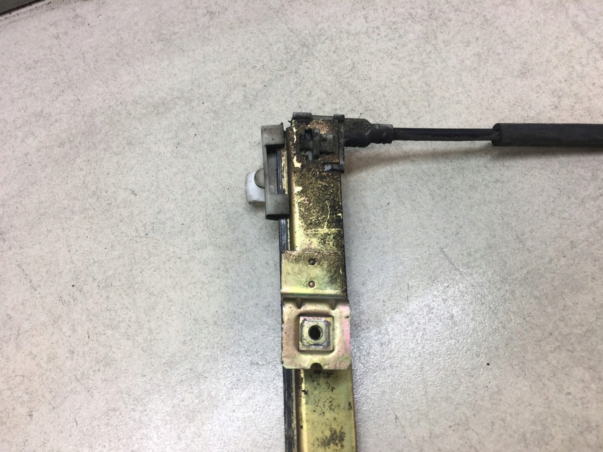 window regulator right front MEGANE and FL 0130821721
