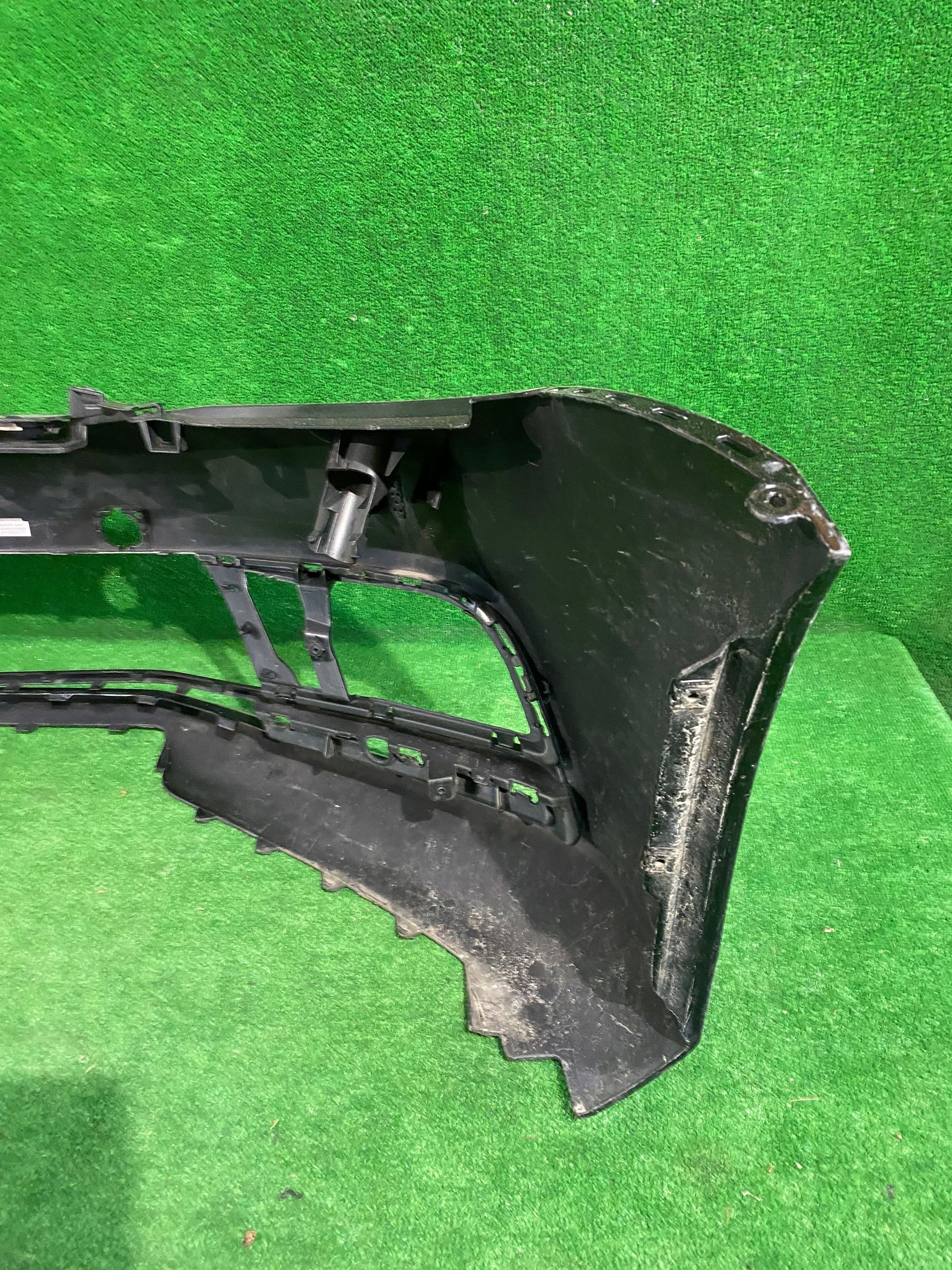 nárazník přední předek VW JETTA LIFT 15