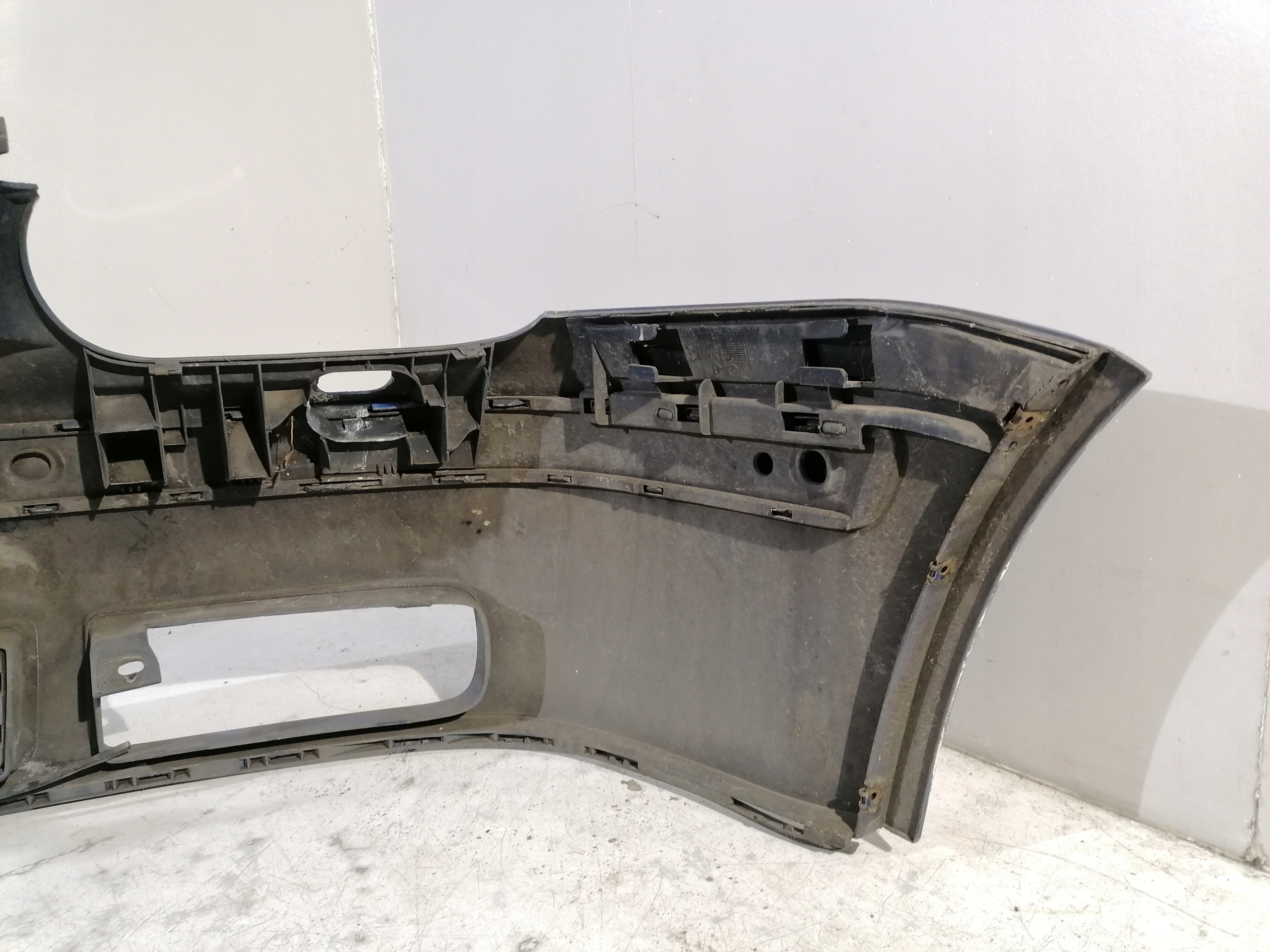 VW Golf IV nárazník předek přední