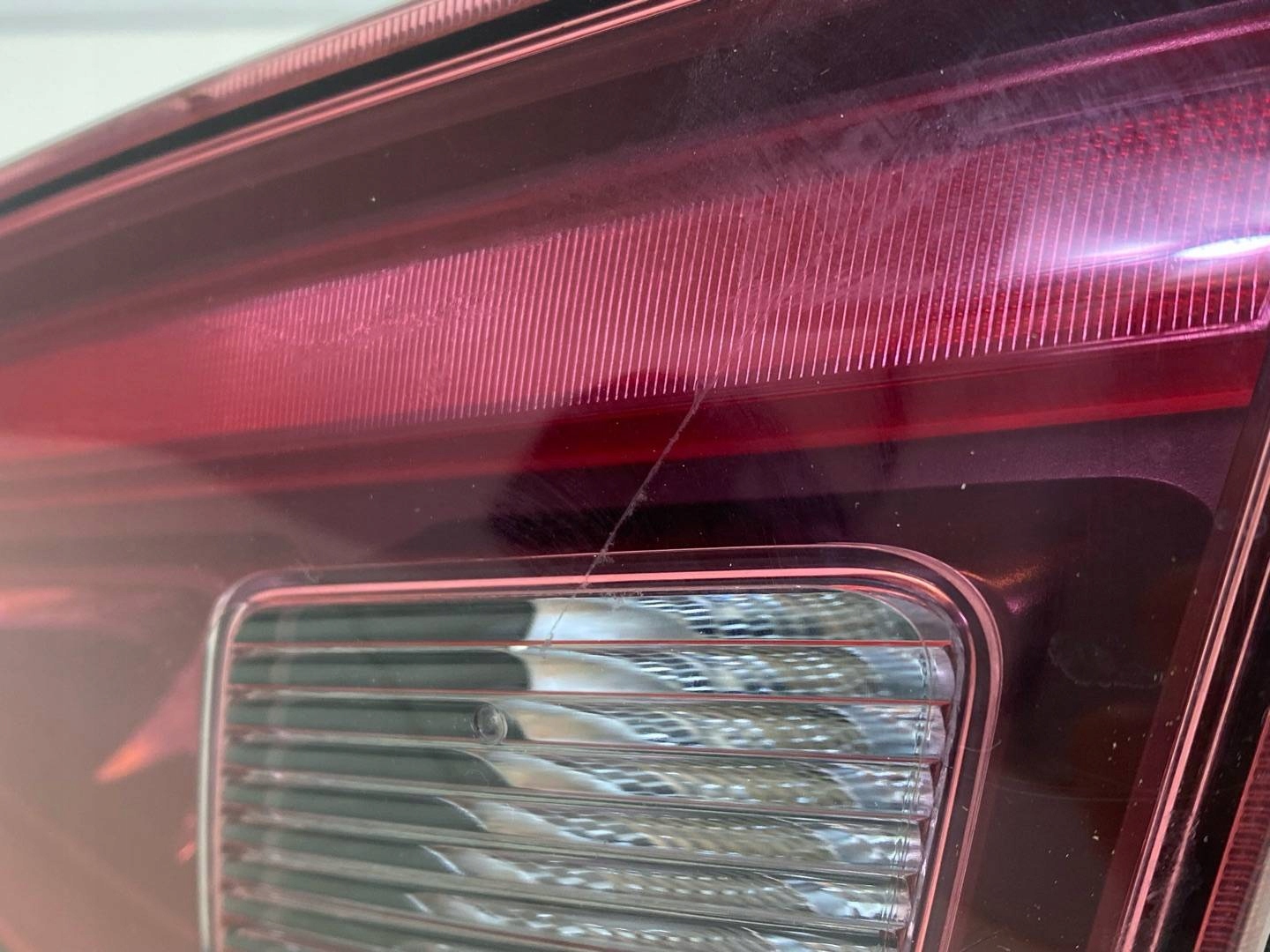 light rear to the bonnet right side Alfa Romeo Giulia 2 2017 20700207