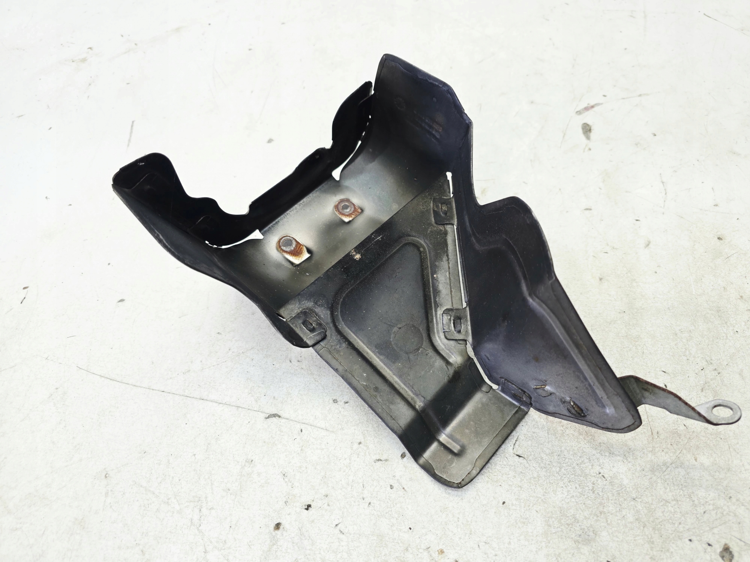 Blende Abdeckung TERMICZNA turbo AUDI A4 B7 3.0 TDI 059145323D