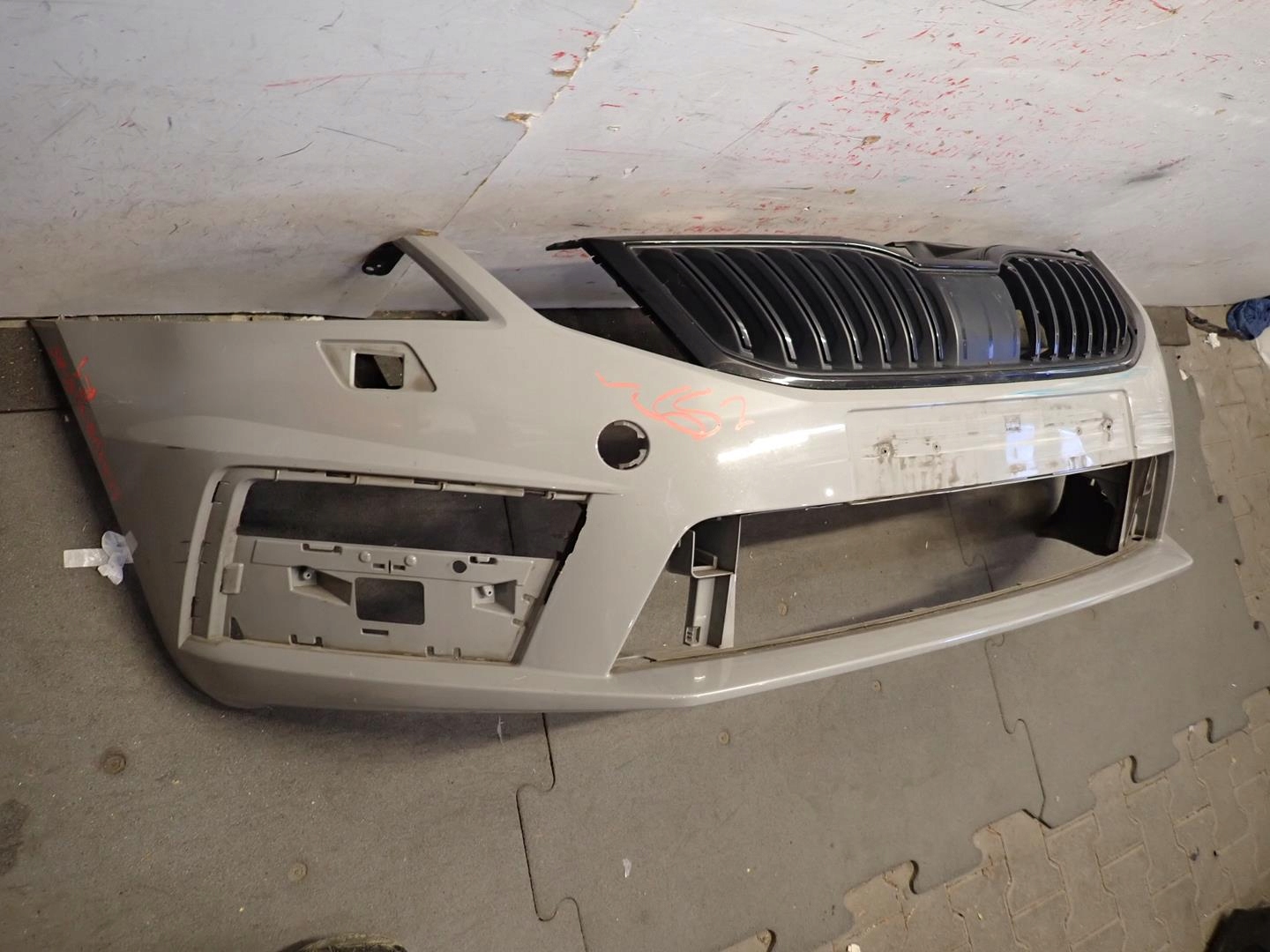 bumper front front SKODA OCTAVIA III RS LIFT 2016- 5E0807221AA